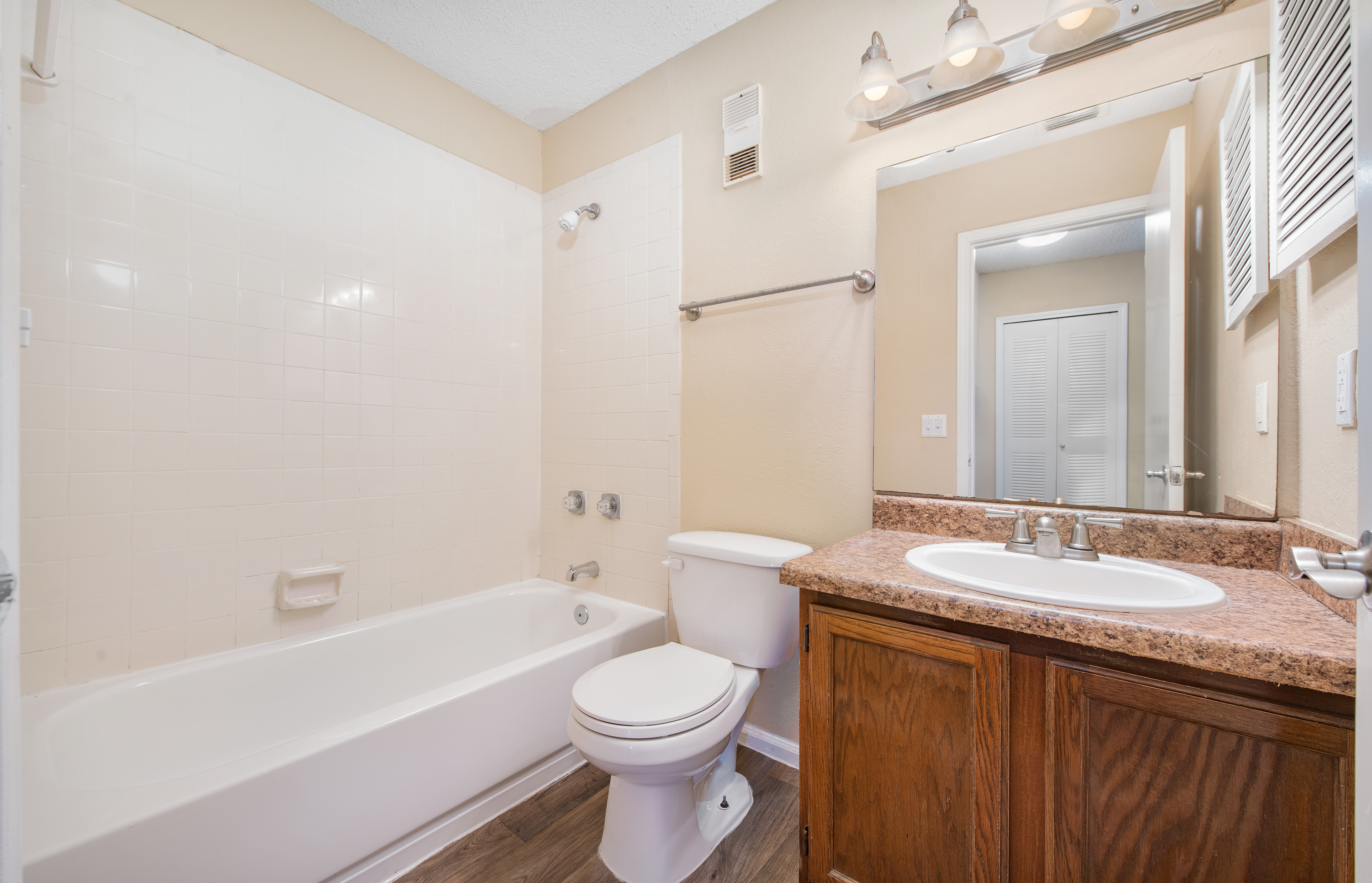 Bathroom at Coopers Hawk luxury apartment homes in Jacksonville, FL