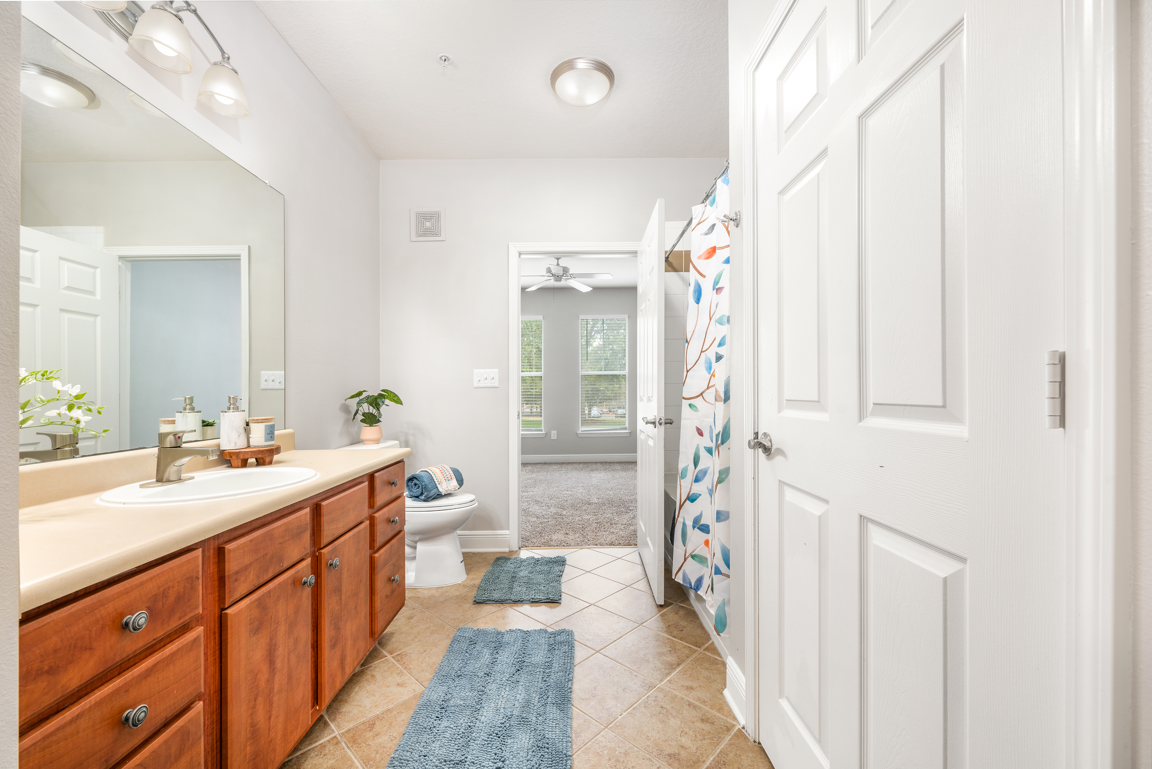 Bathroom at MAA Town Center luxury apartment homes in Jacksonville, FL