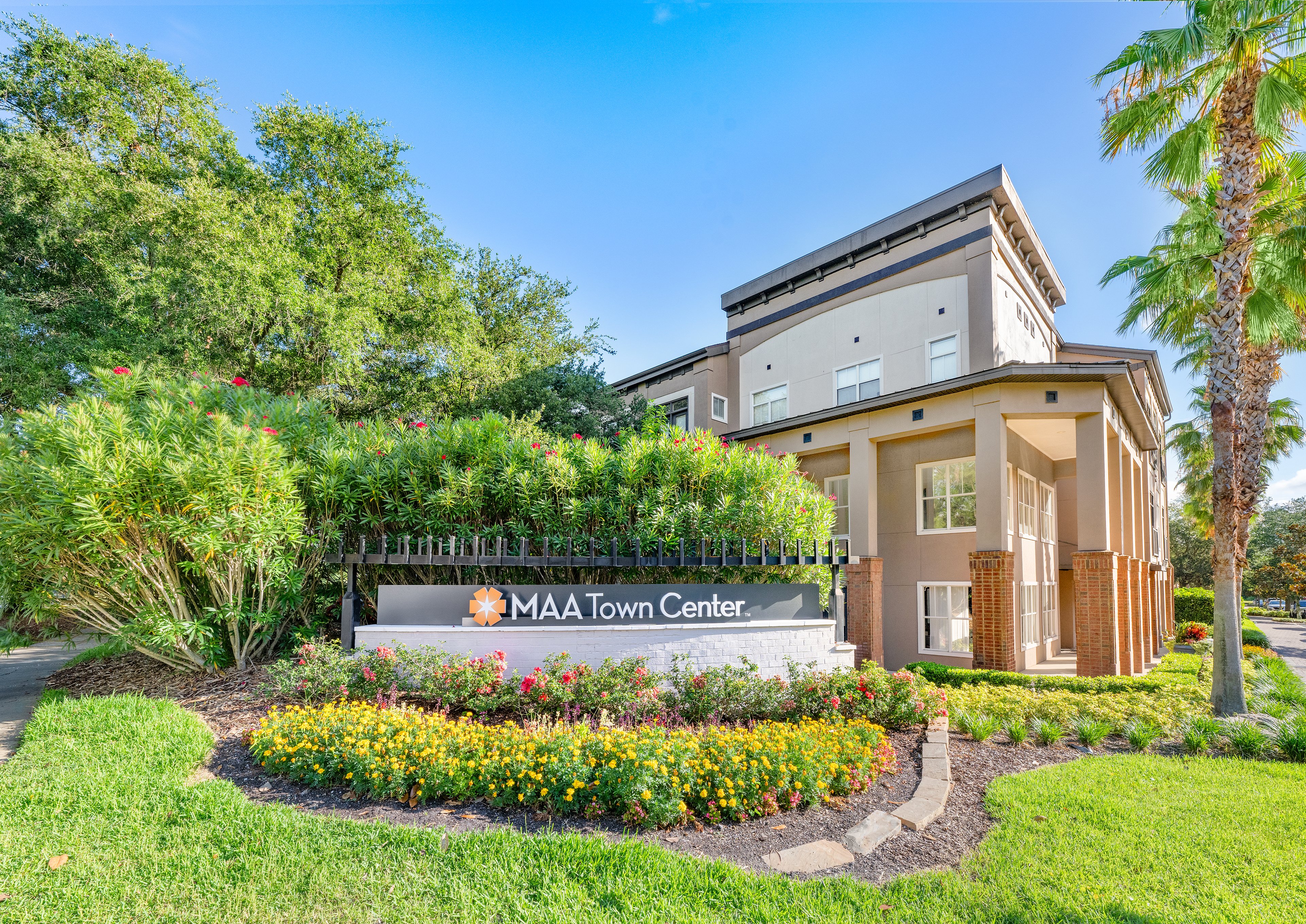 Signage at MAA Town Center luxury apartment homes in Jacksonville, FL