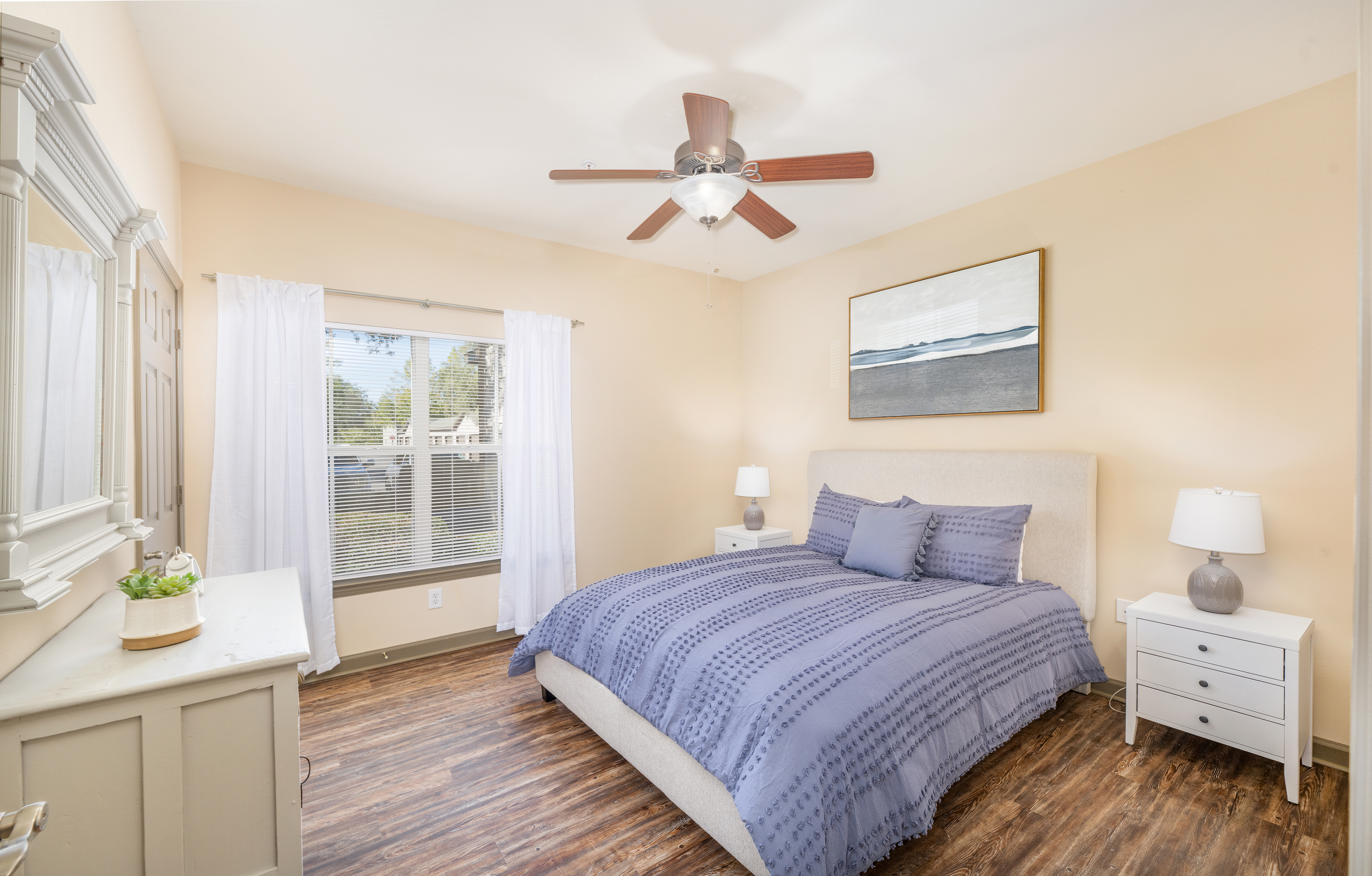 Bedroom at MAA Southwood luxury apartment homes in Tallahassee, FL