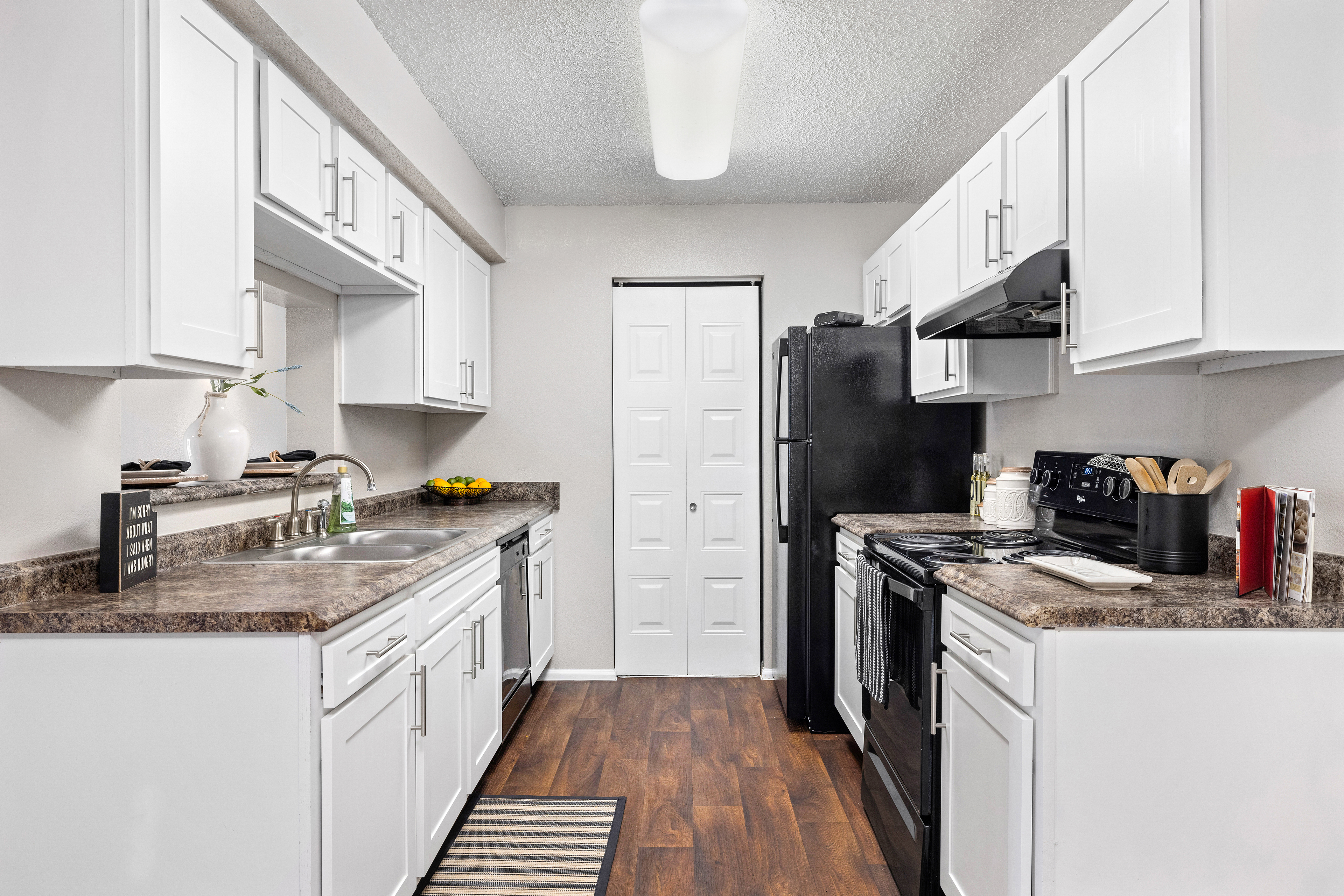 Kitchen at MAA Brandon luxury apartment homes in Brandon, FL