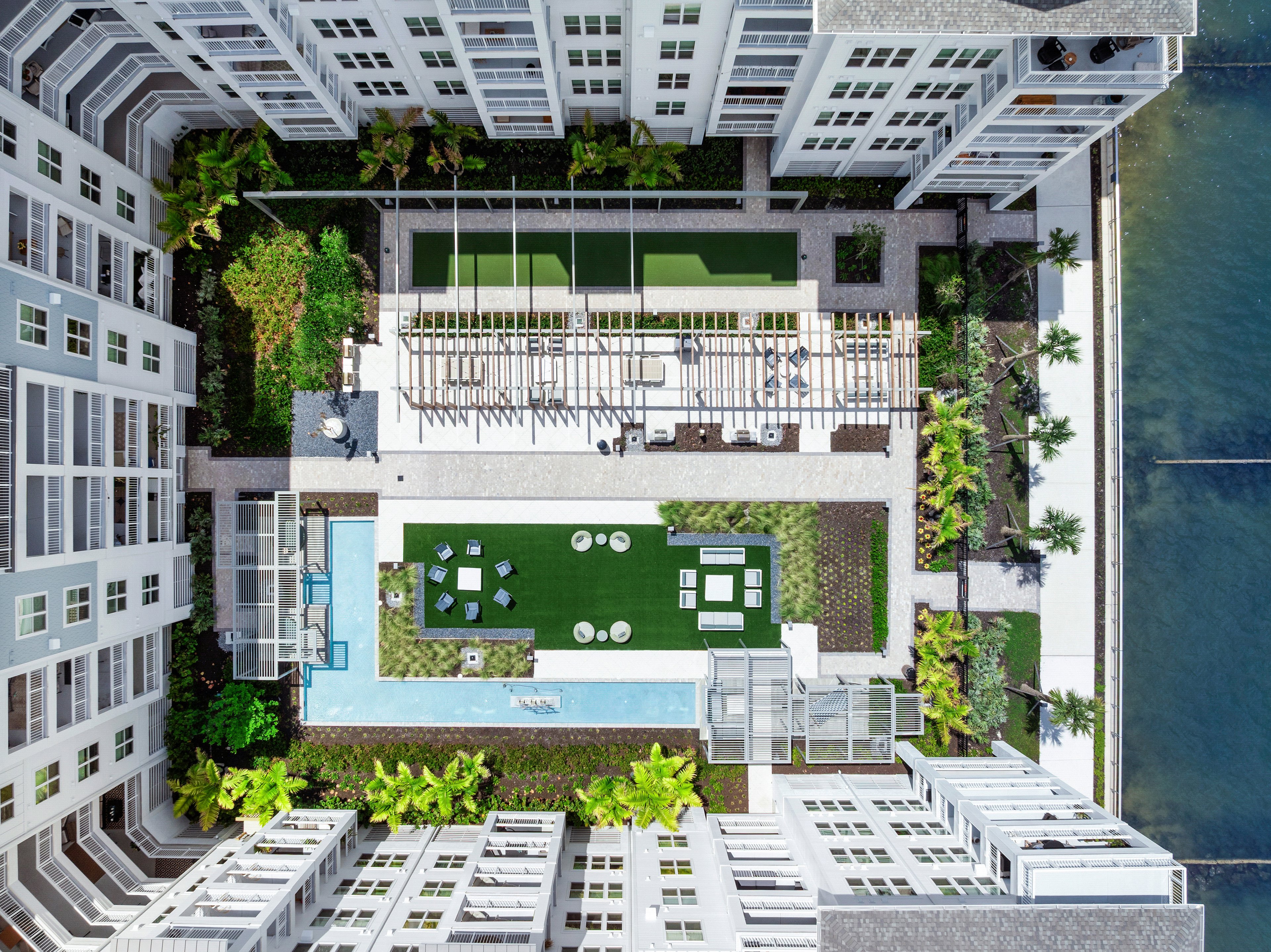 Aerial at MAA Breakwater luxury apartment homes in Tampa, FL