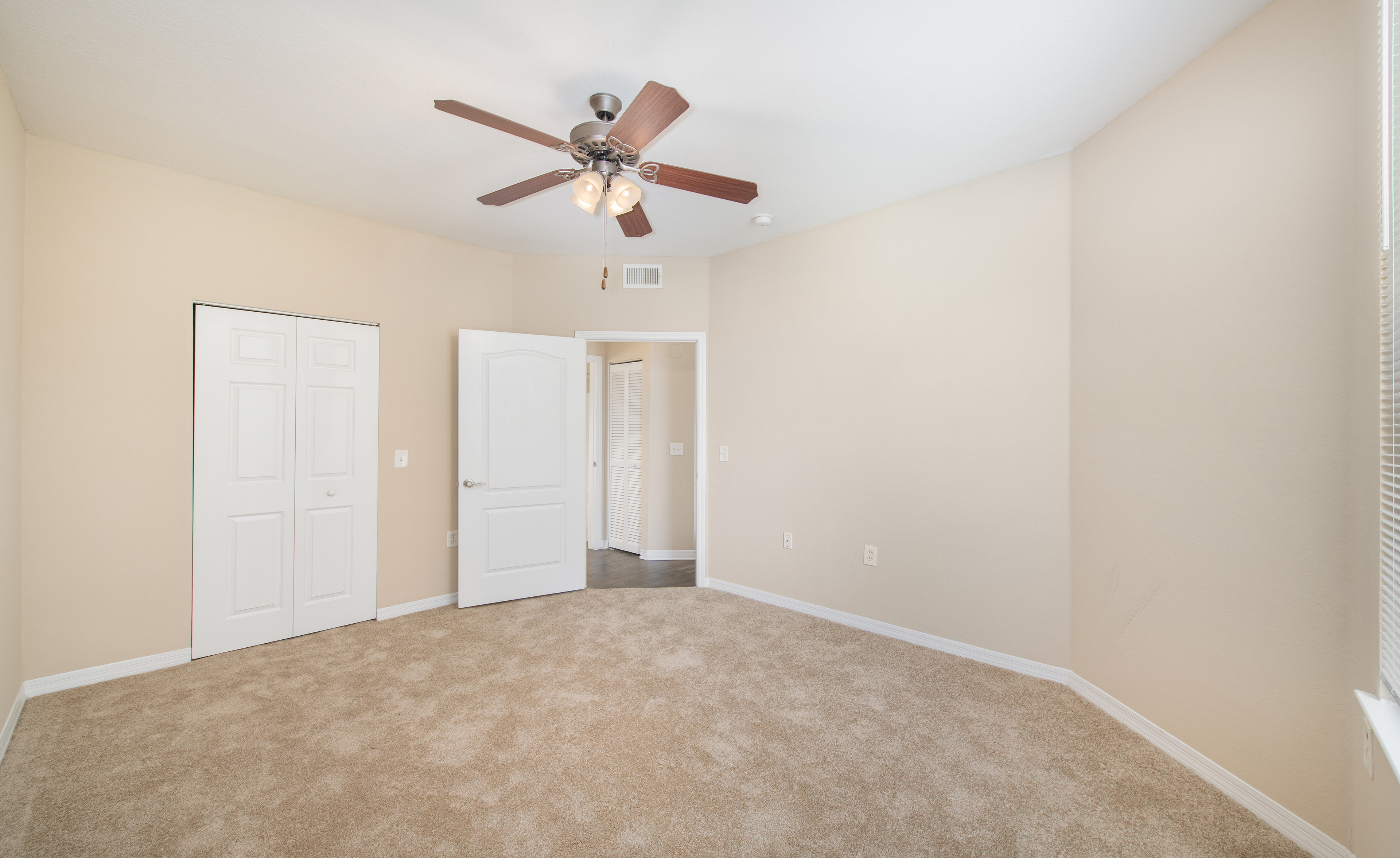 Bedroom at MAA Palm Harbor in Tampa, FL