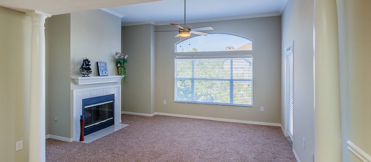 Living Room at MAA Rocky Point luxury apartment homes in Tampa, FL