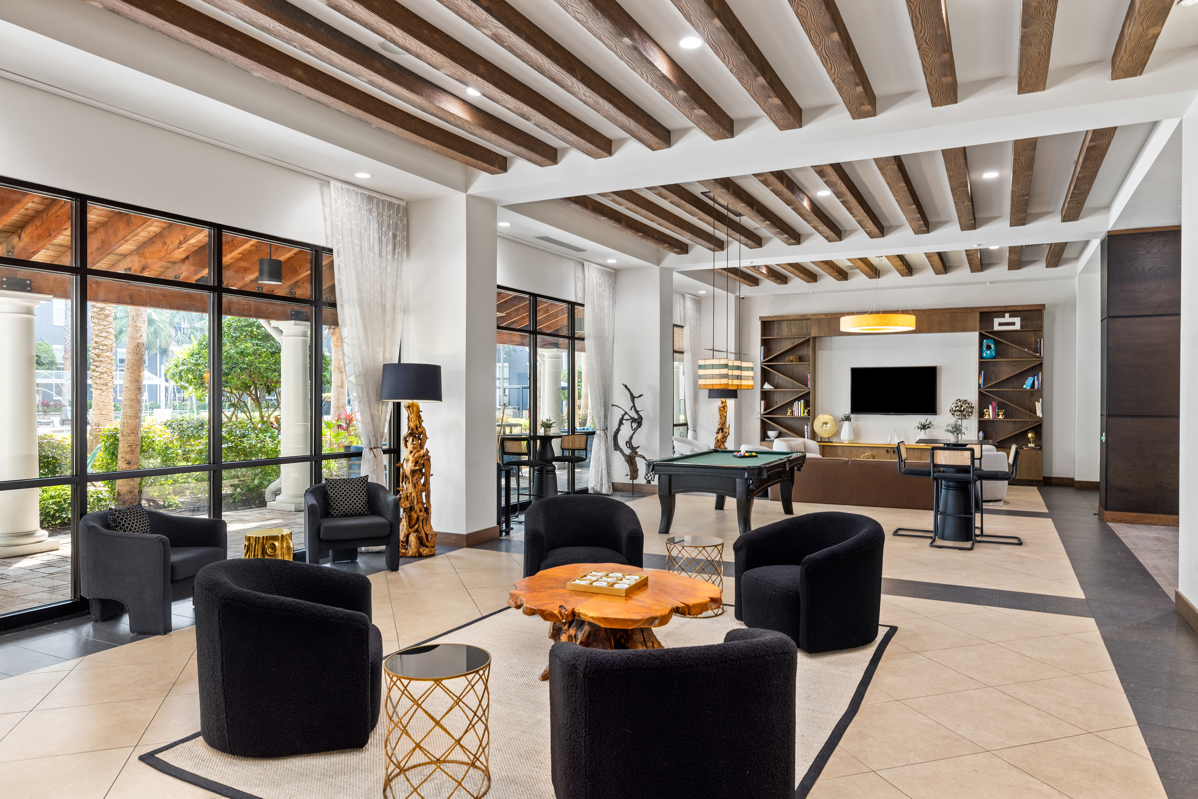 Lounge - sitting area -  at MAA SoHo Square luxury apartment homes in Tampa, FL