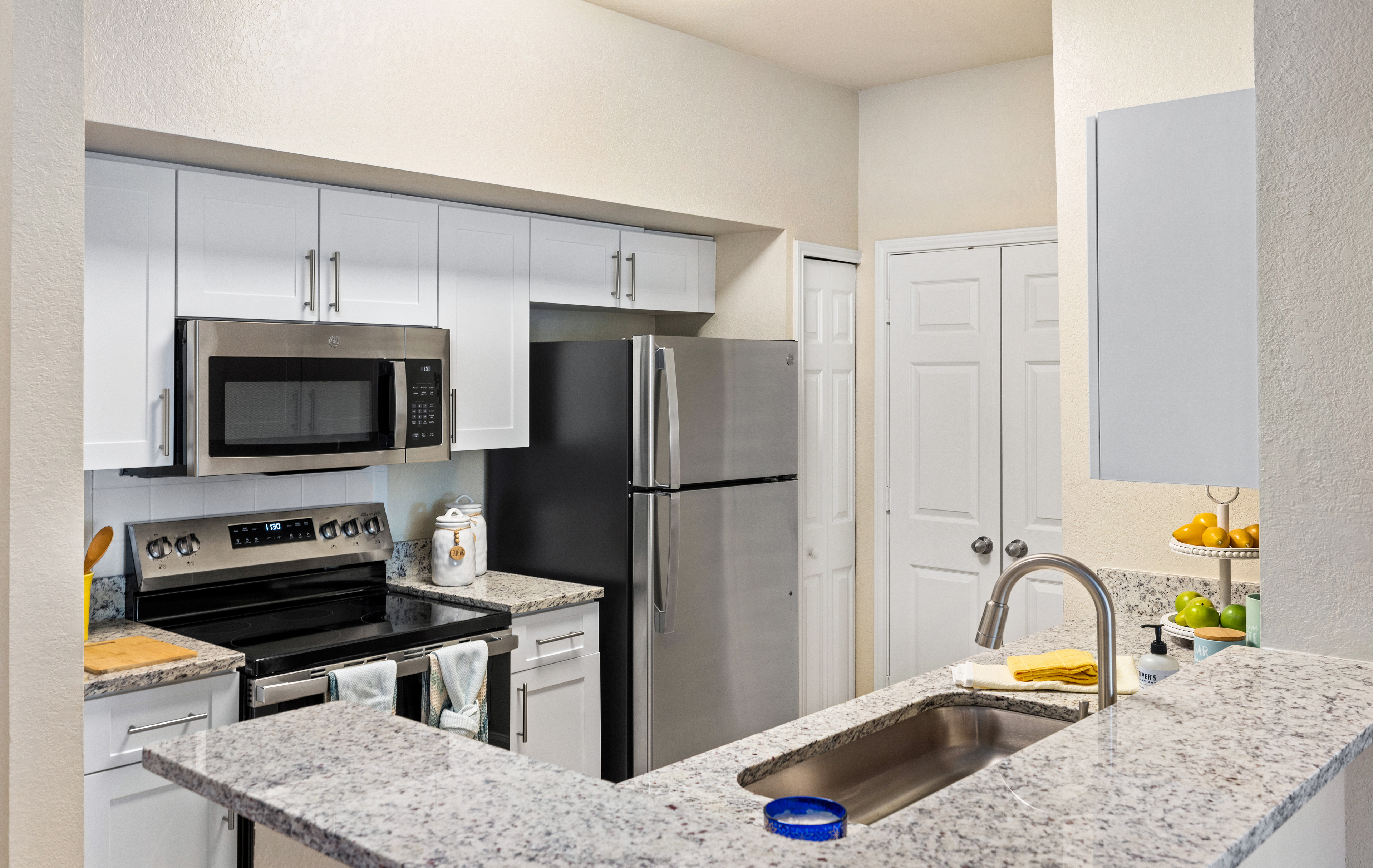 Kitchen at MAA Tampa Oaks luxury apartment homes in Tampa, FL