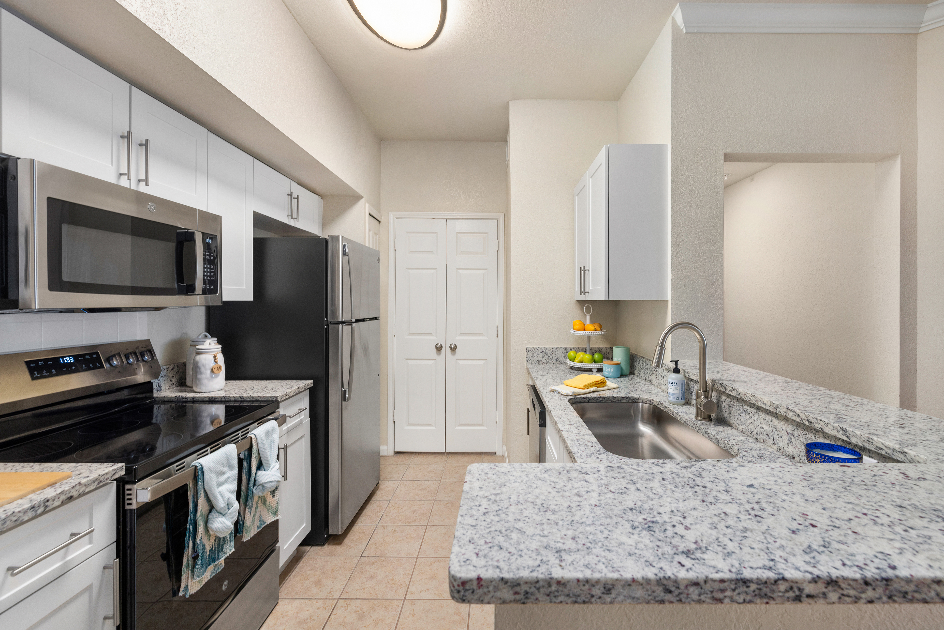 Kitchen at MAA Tampa Oaks luxury apartment homes in Tampa, FL