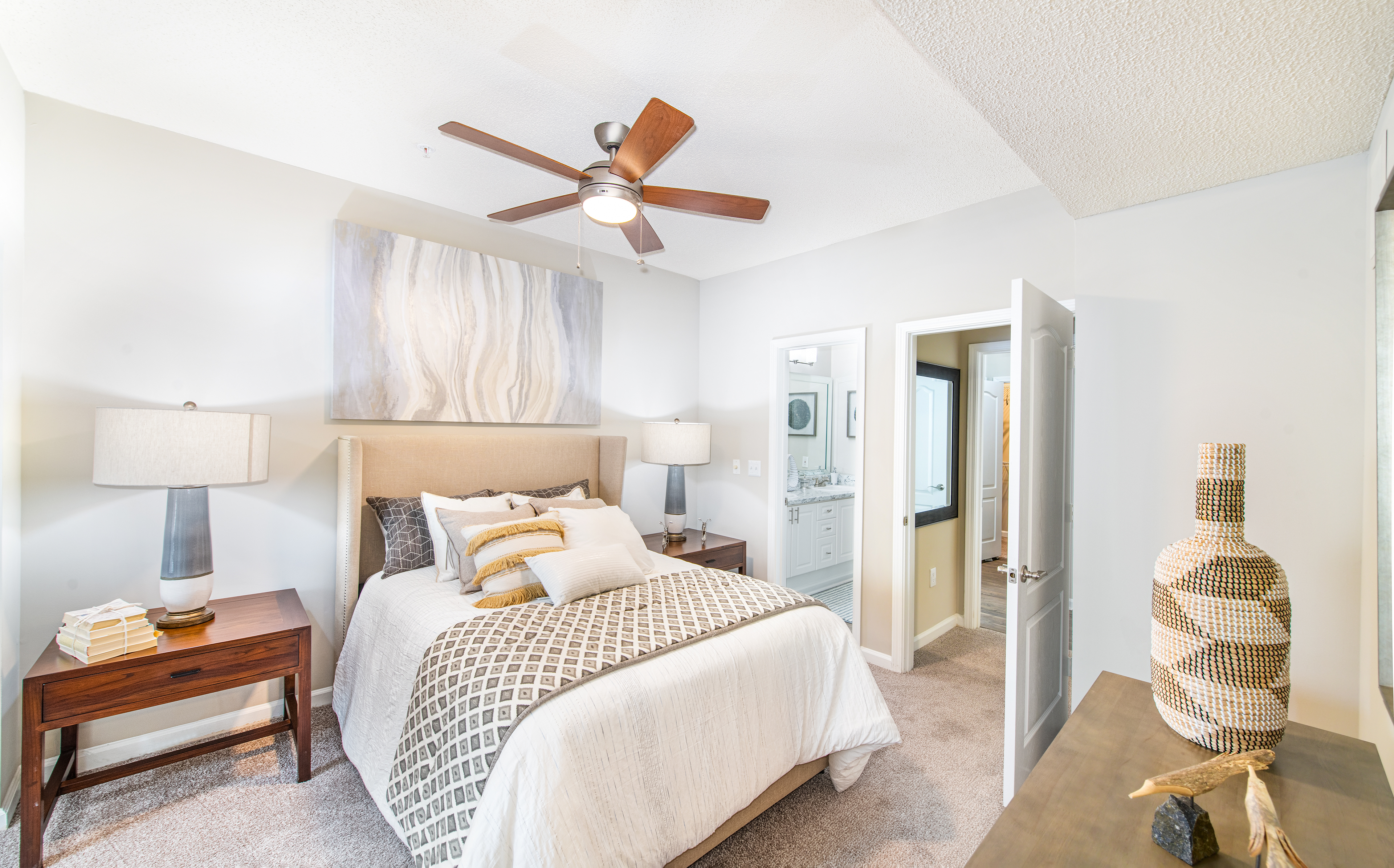 Bedroom MAA Gardens luxury apartment homes in Atlanta, GA