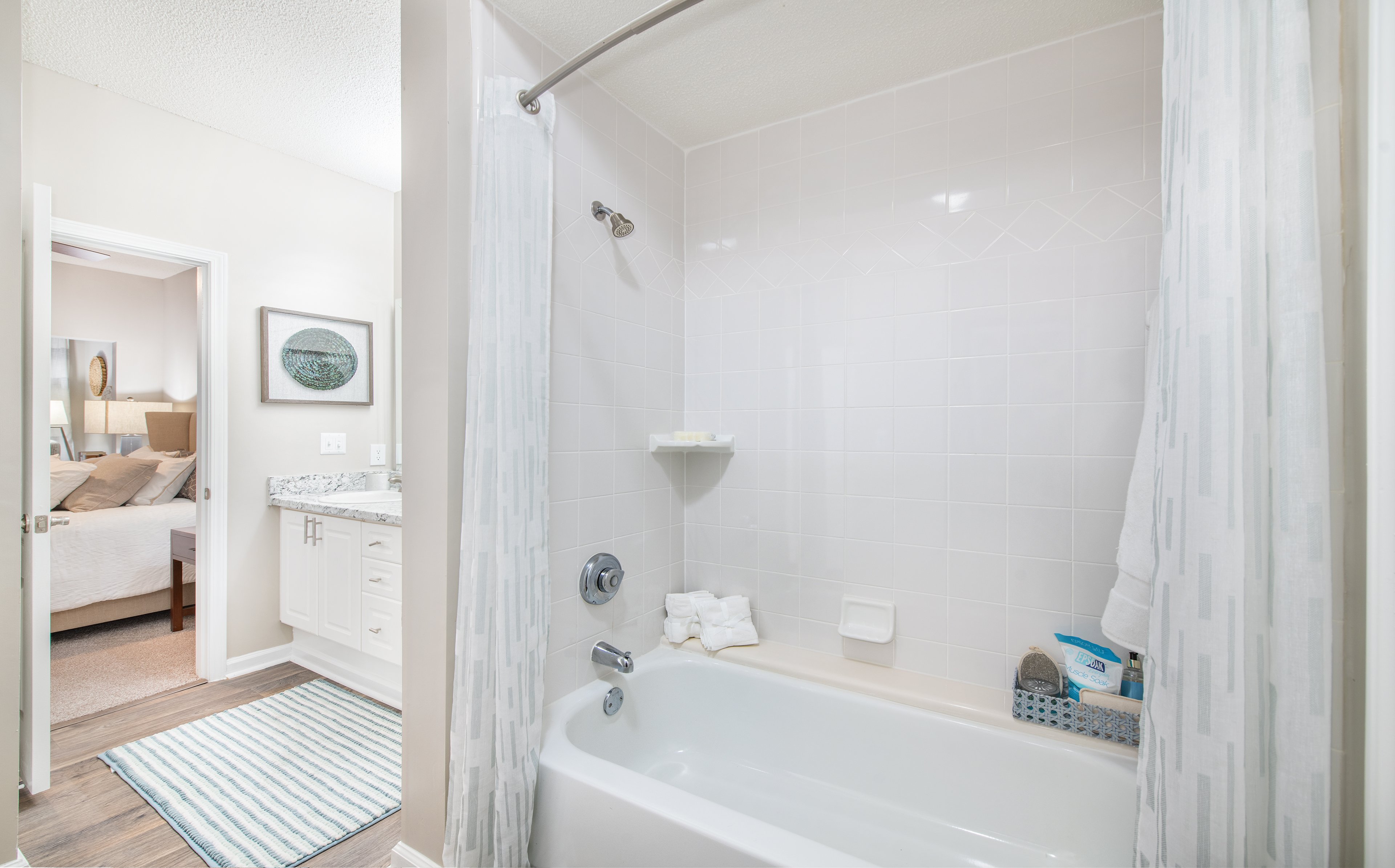 Bathroom MAA Gardens luxury apartment homes in Atlanta, GA
