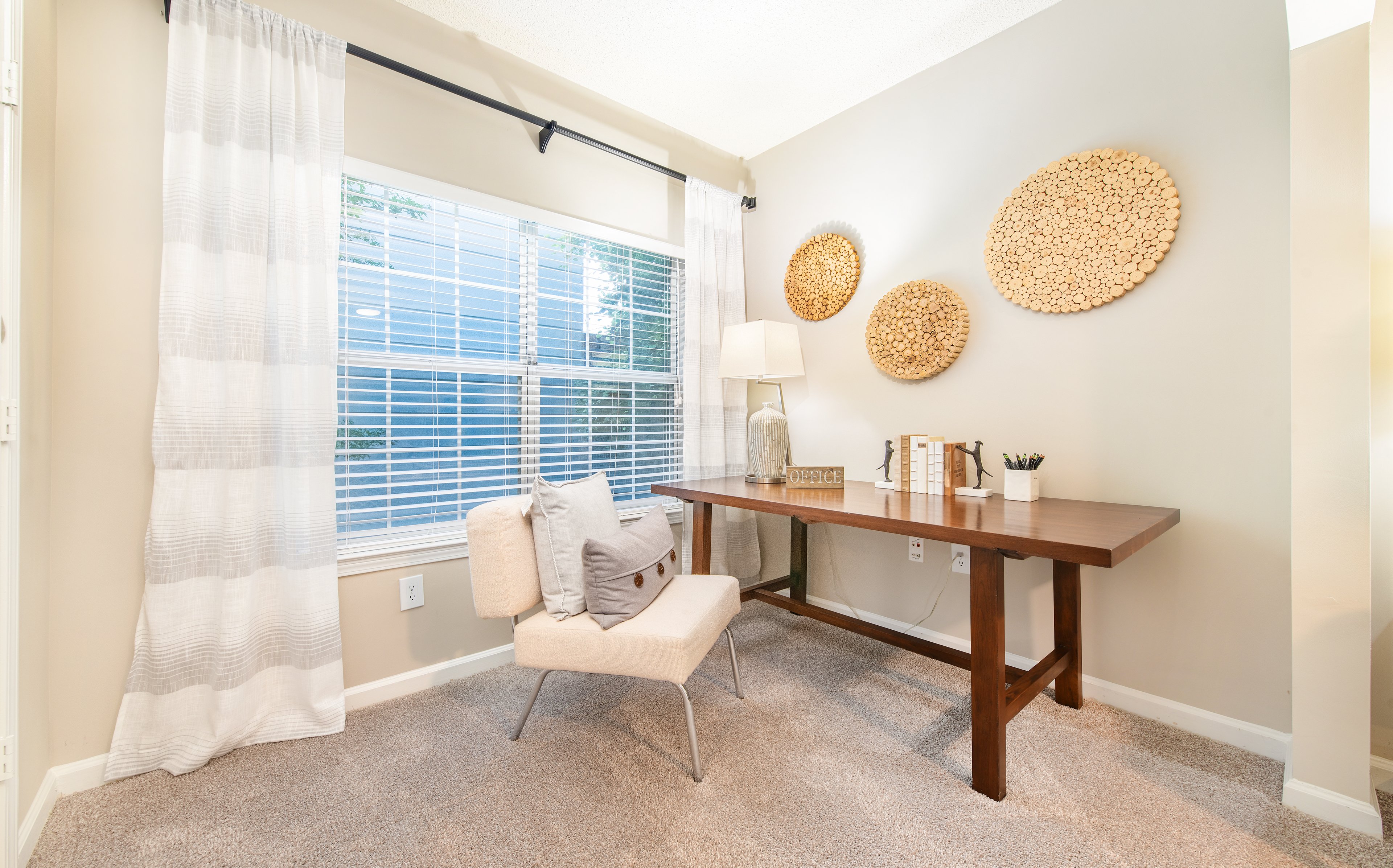 Home Office MAA Gardens luxury apartment homes in Atlanta, GA