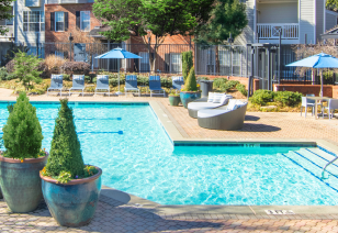 Side view of resort-style swimming pool at MAA Glen luxury apartments in Atlanta, GA