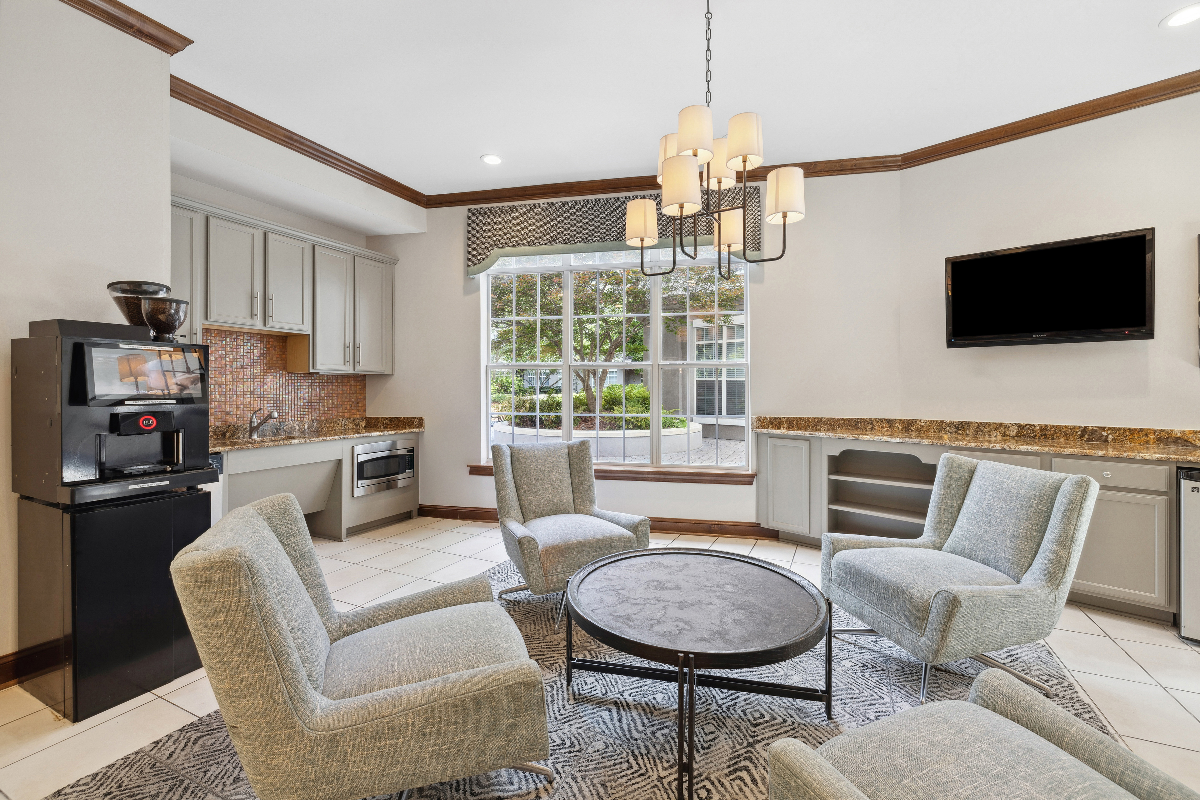 Lounge at MAA Lenox luxury apartment homes in Atlanta, GA
