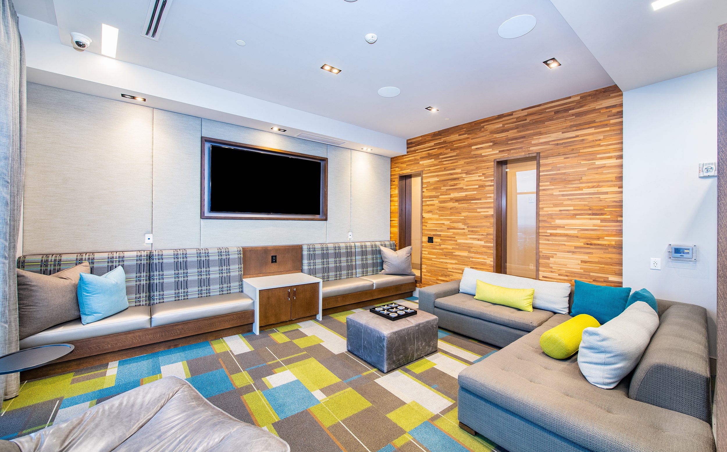 Game room at MAA Midtown luxury apartment homes in Atlanta, GA