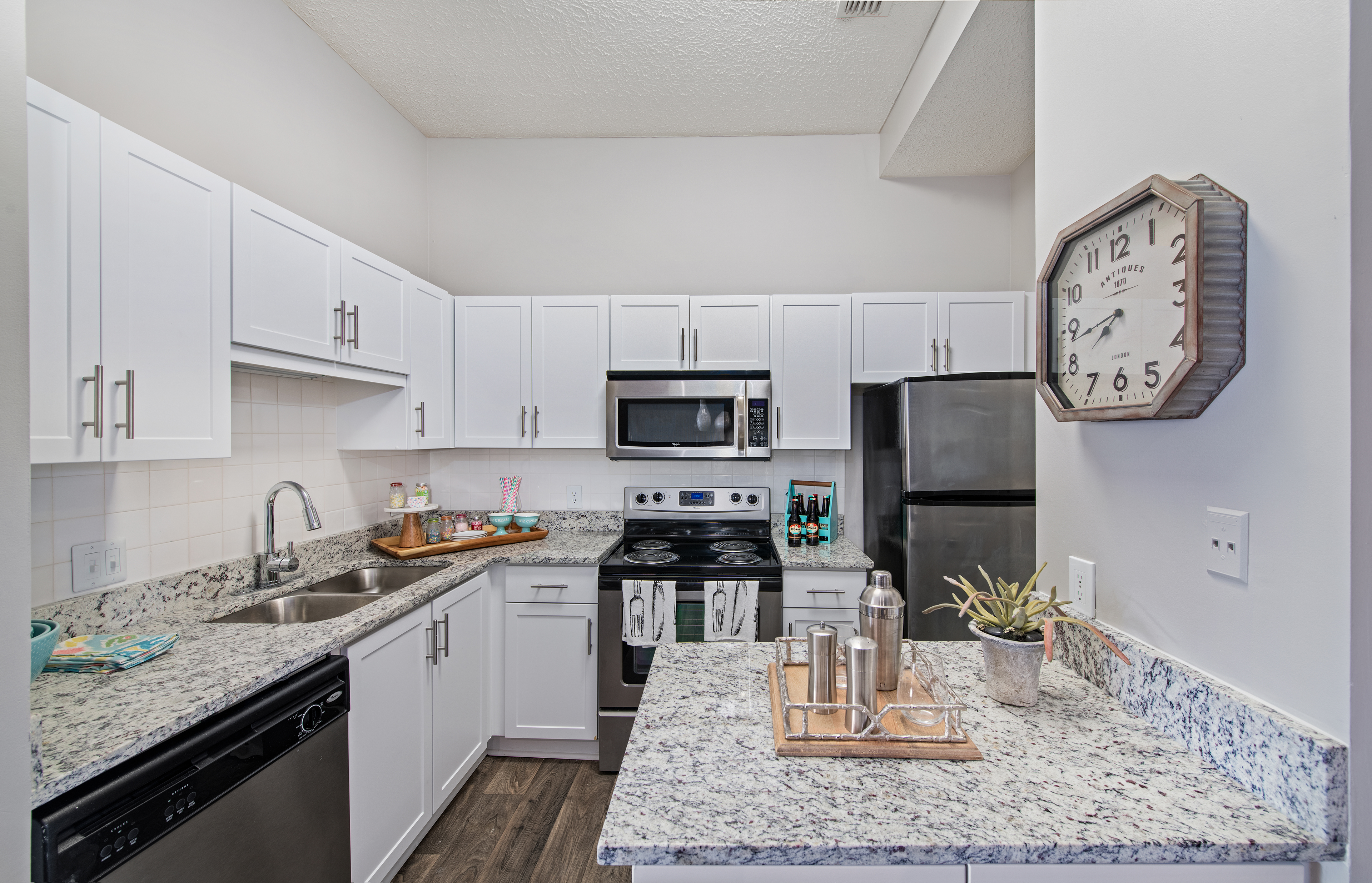 Kitchen at MAA Oglethorpe in Atlanta, GA