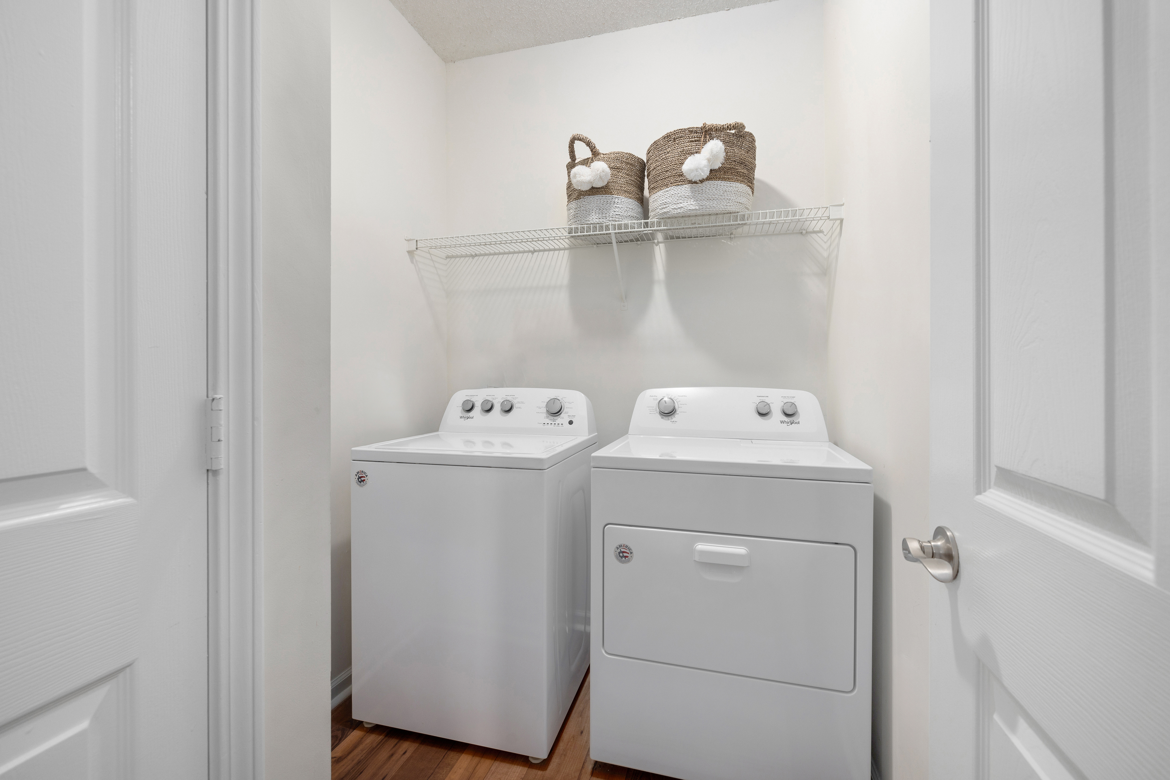 Laundry at MAA Pleasant Hill luxury apartment homes in Duluth, GA