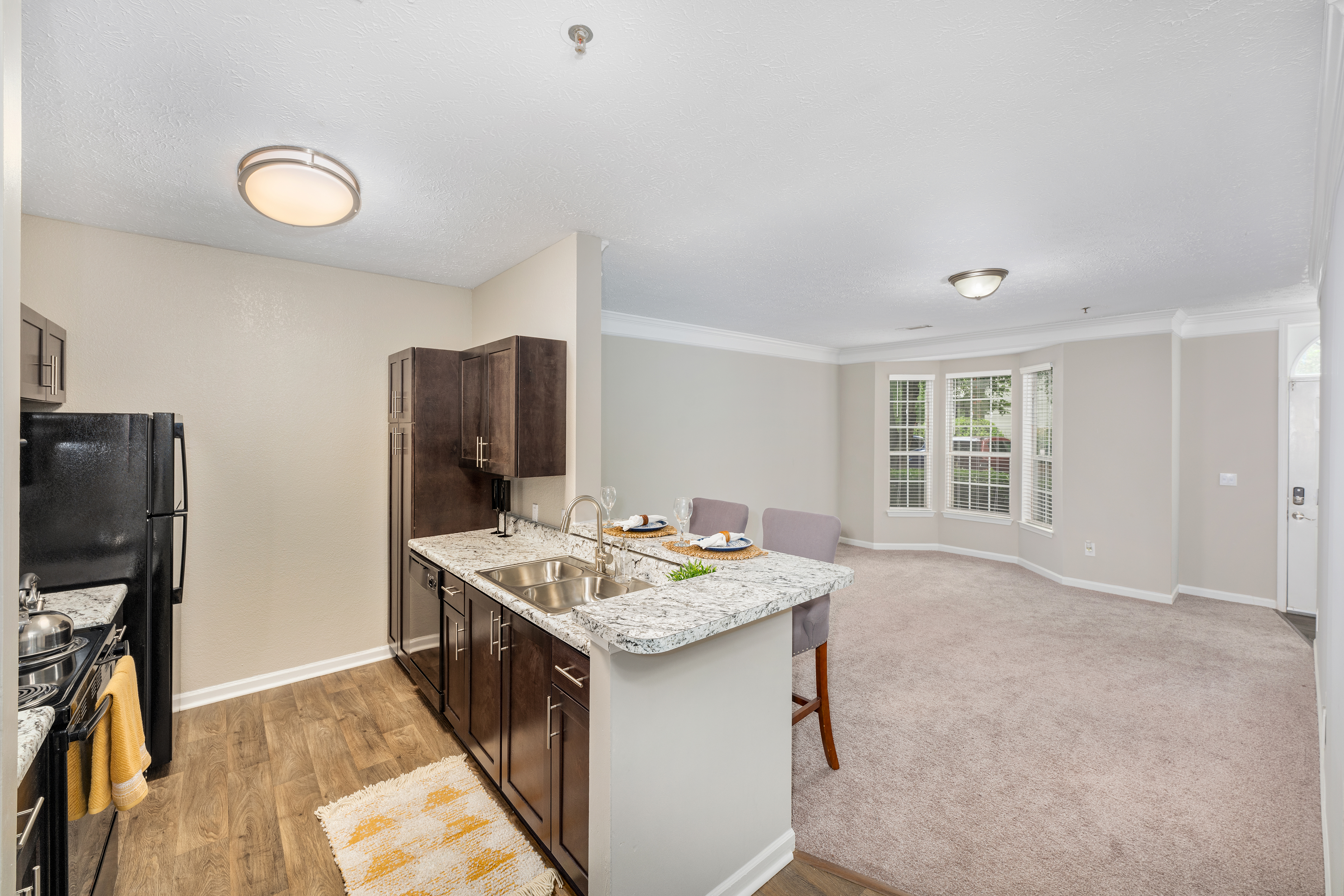 Apartment at MAA River Oaks luxury apartment homes in Atlanta, GA