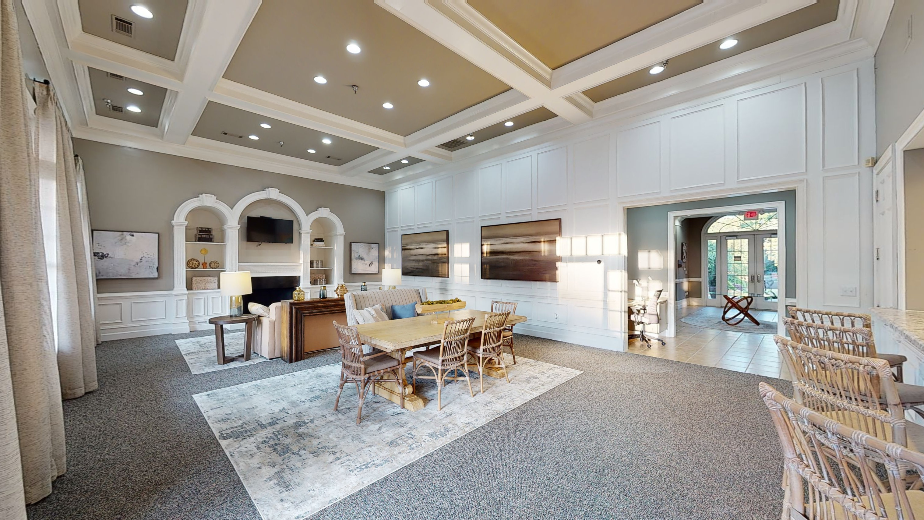 Leasing Center & Common Areas