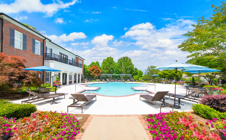 Luxury pool at MAA Spring luxury apartment homes in Smyrna, GA