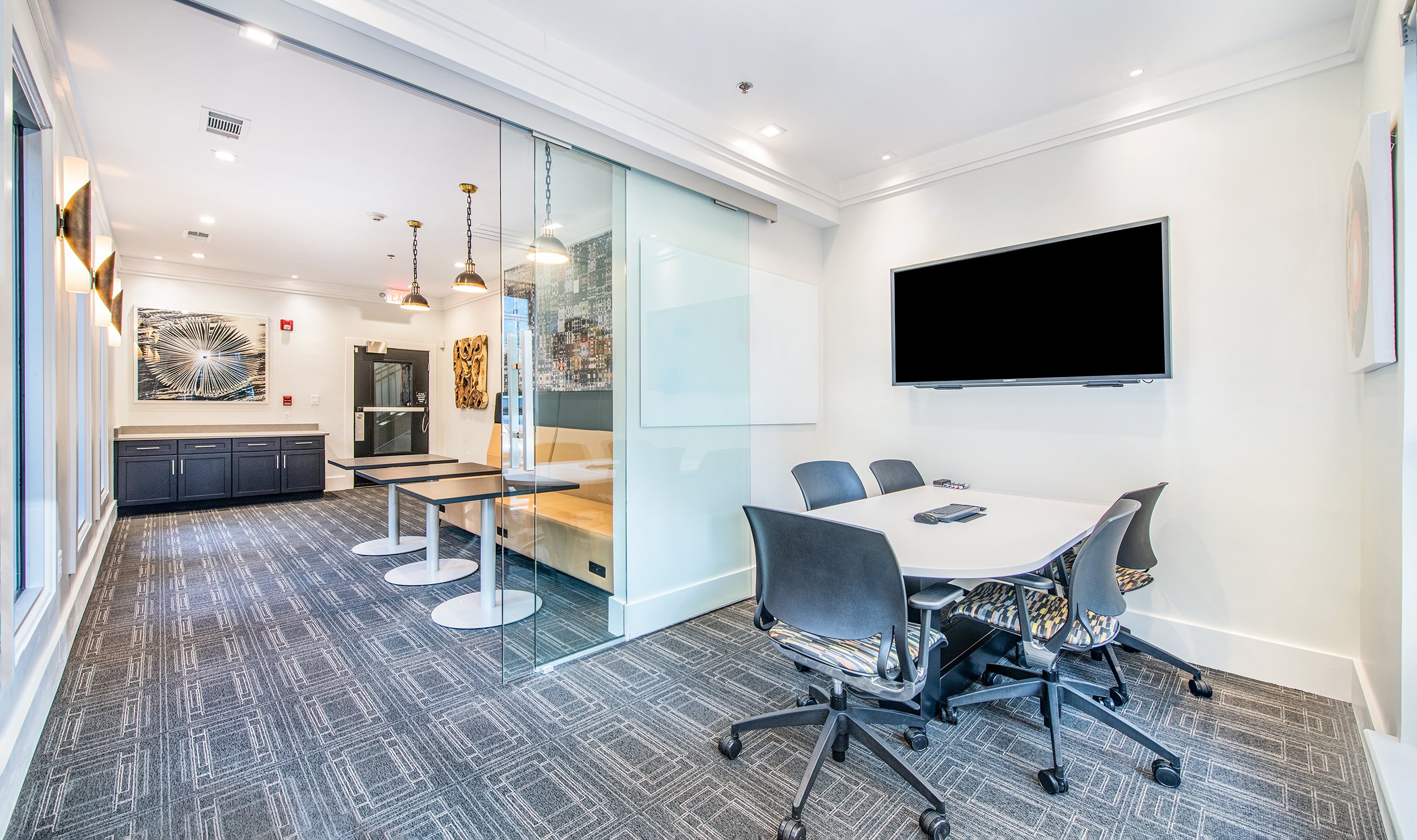 Business Center at MAA Stratford luxury apartment homes in Atlanta, GA