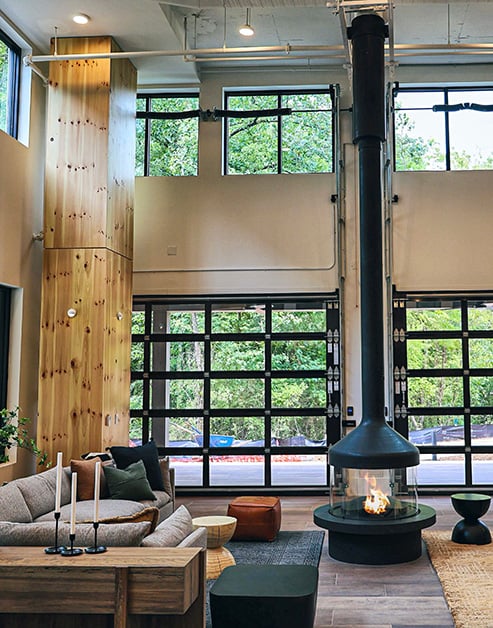 Common areas at MAA West Midtown luxury apartment homes