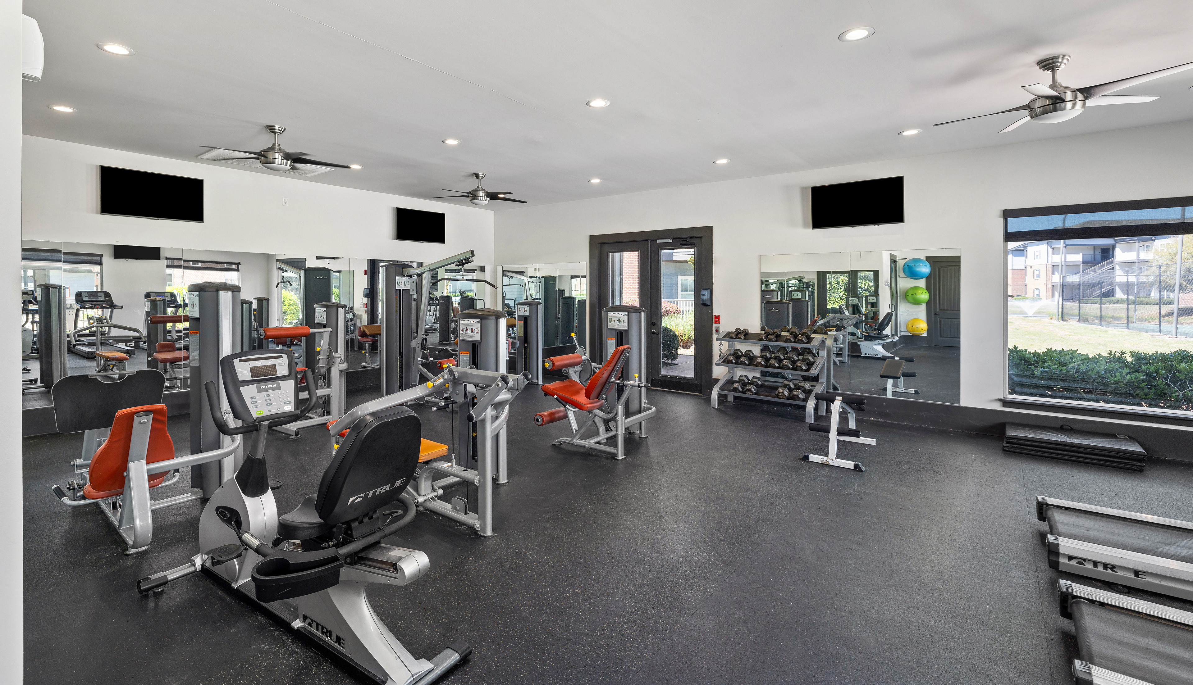 Fitness center at MAA Avala luxury apartment homes in Pooler, GA