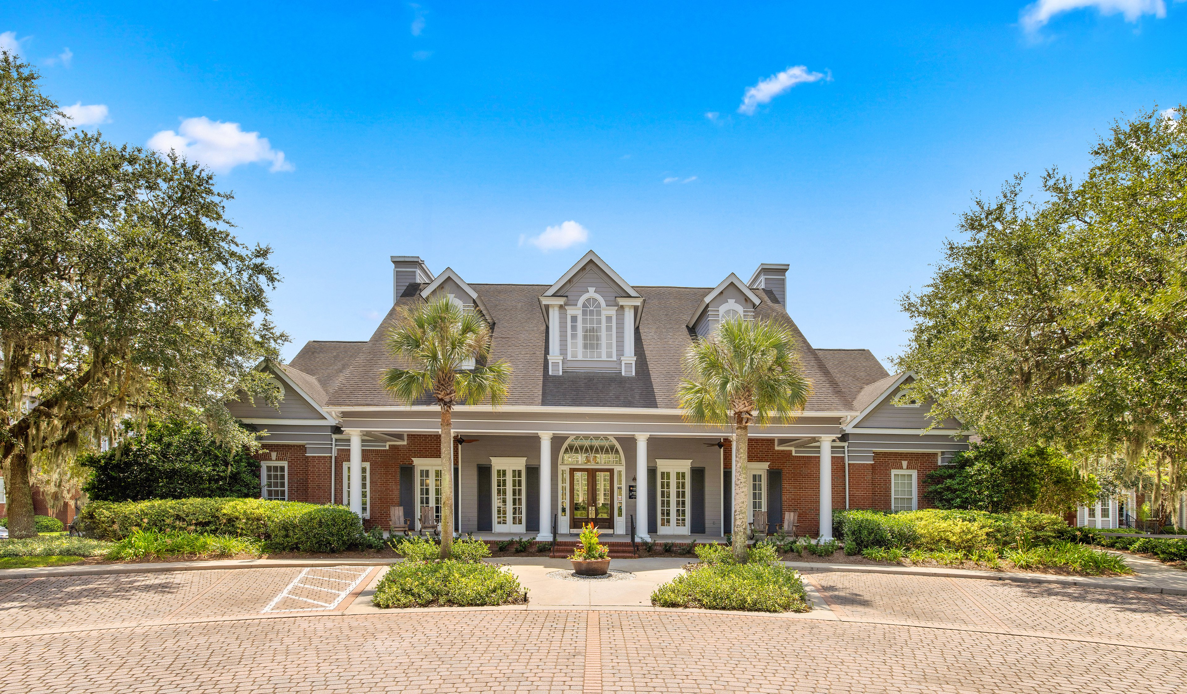 Main Building - at MAA Hammocks luxury apartment homes in Savannah, GA