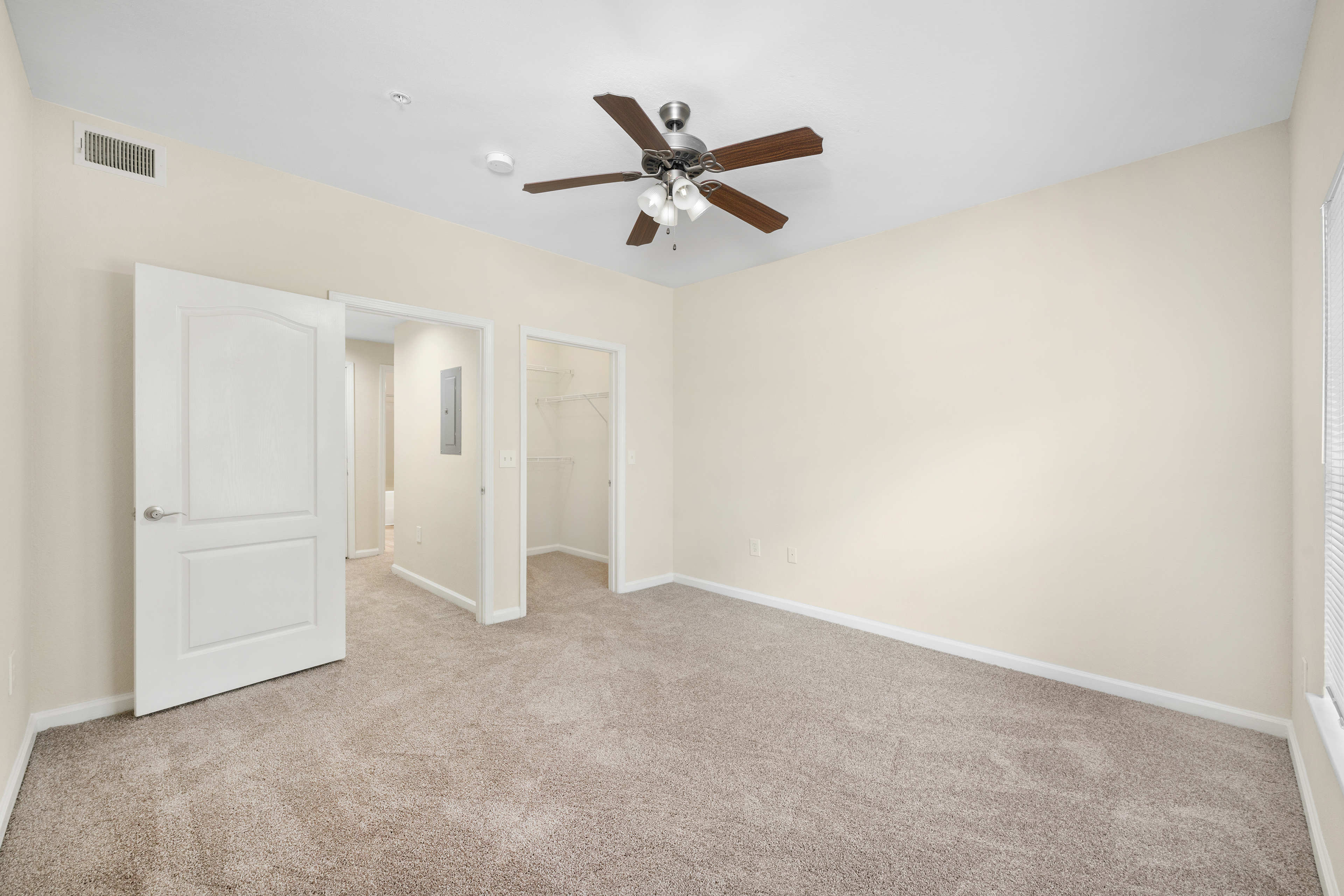 Bedroom at MAA Wilmington Island luxury apartment homes in Savannah, GA