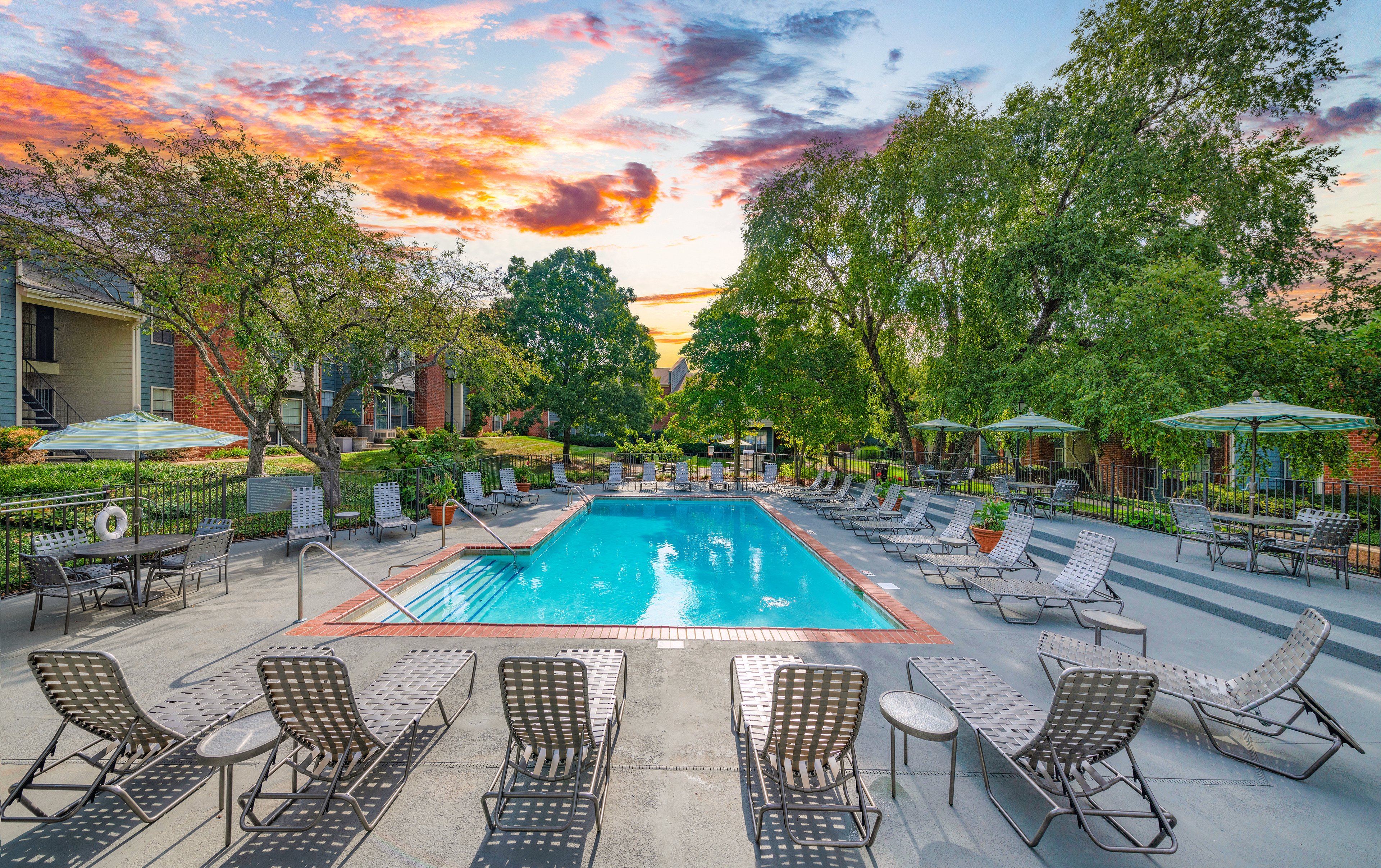 Pool at MAA Mansion luxury apartment homes in Raleigh, NC