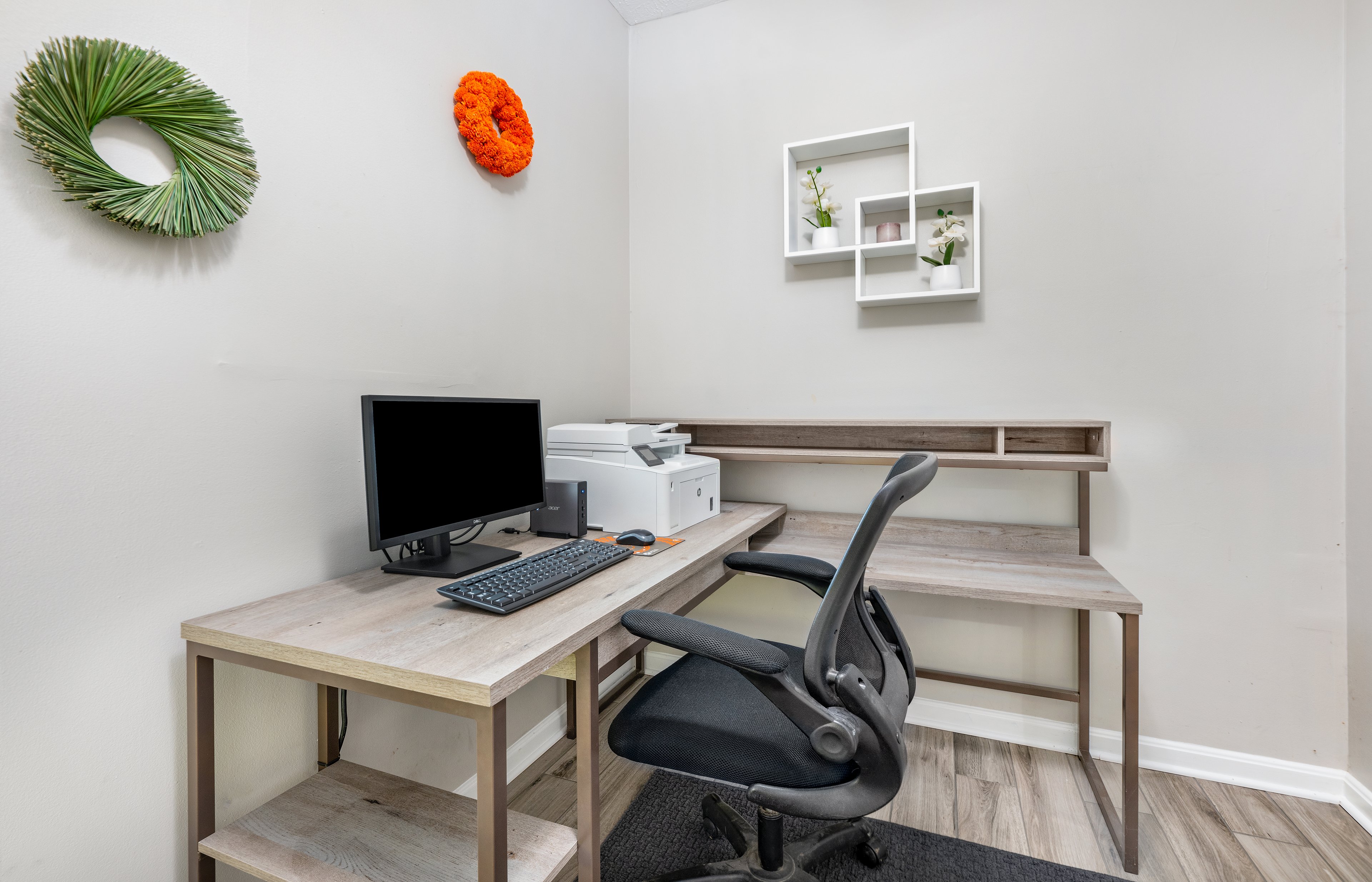 Business Center at MAA Village luxury apartment homes in Lexington, KY