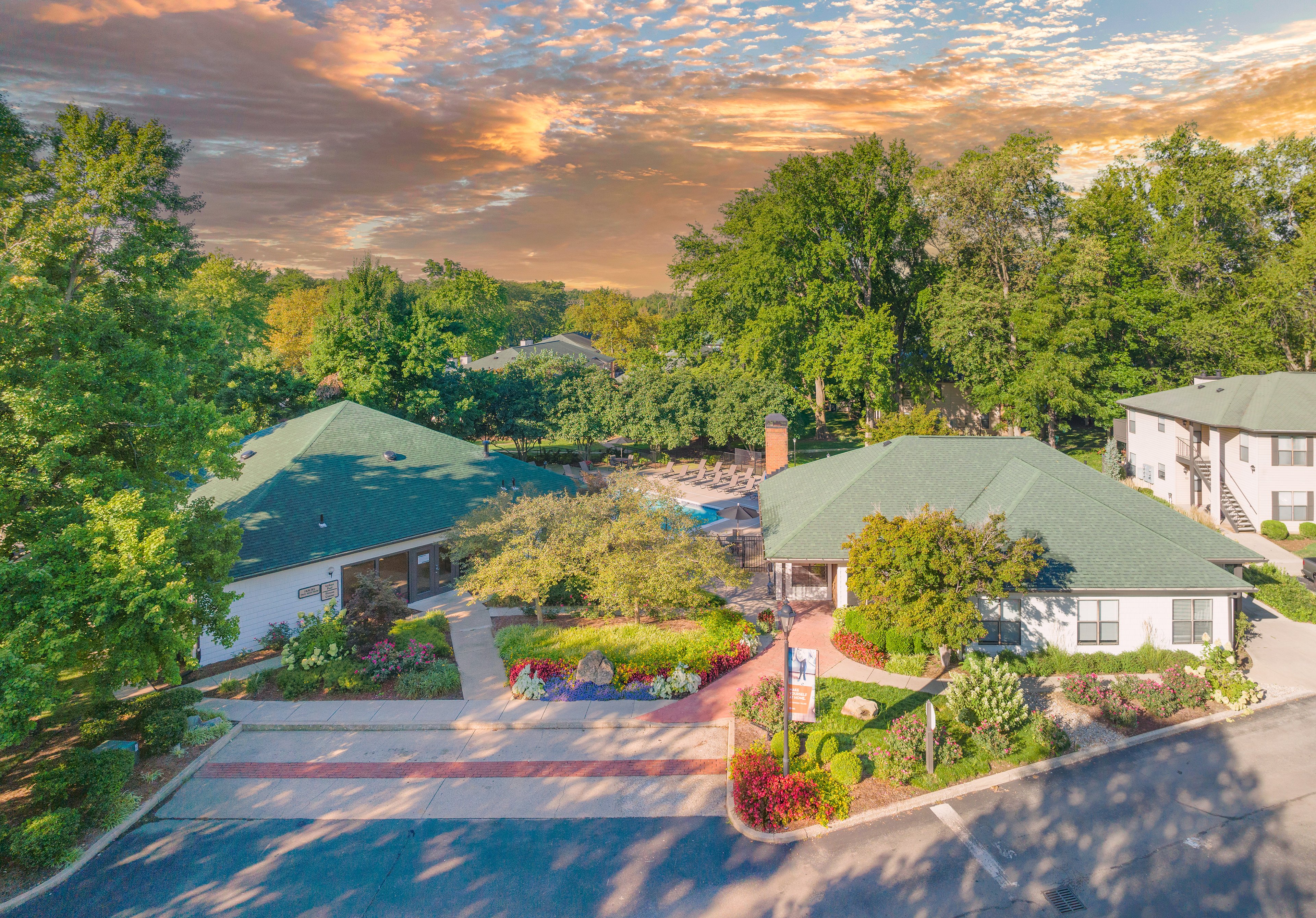 Aerial leasing center at MAA Westport in Louisville, KY