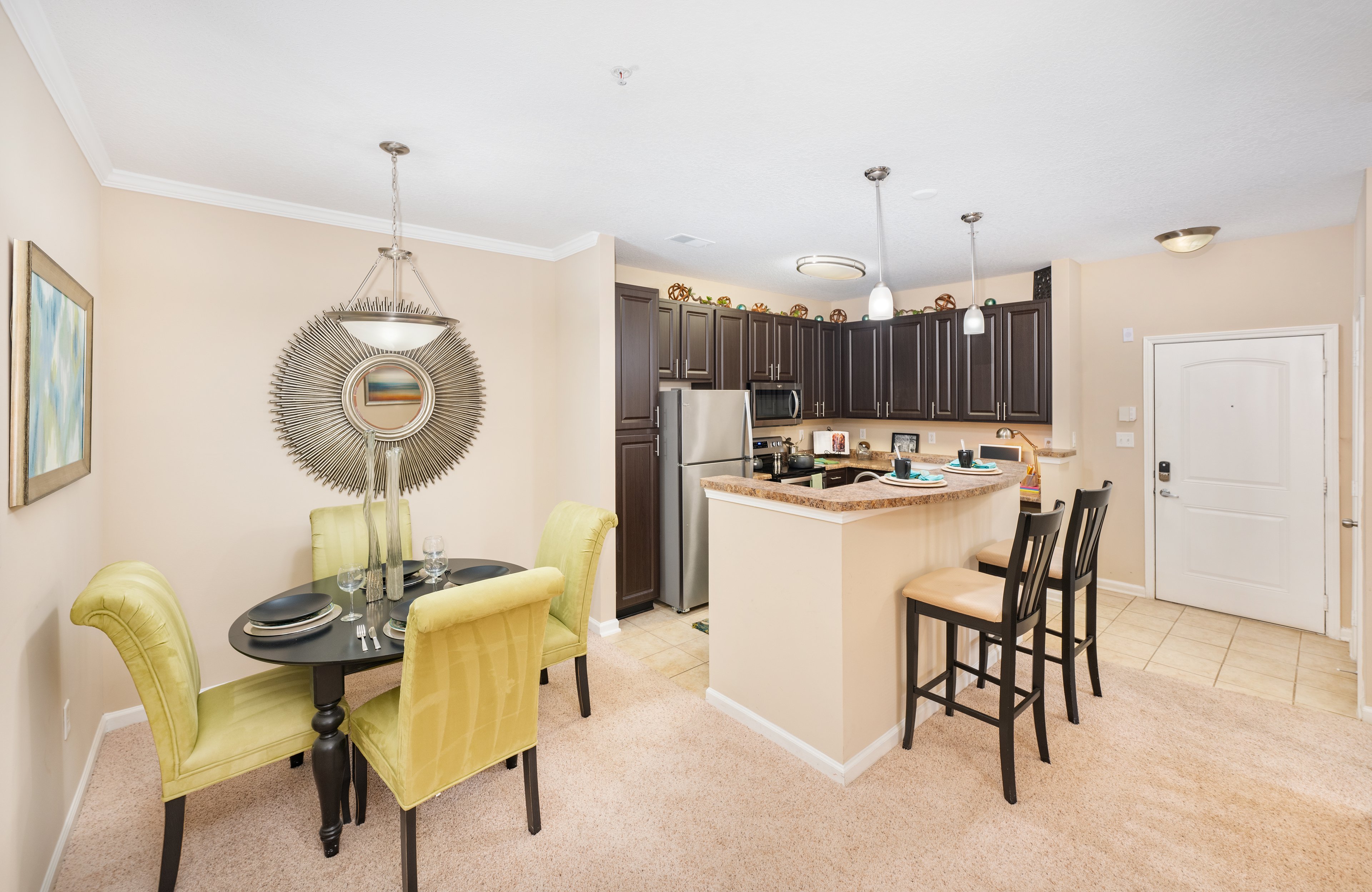 Kitchen and dining at MAA Huntersville luxury apartment homes in Charlotte, NC