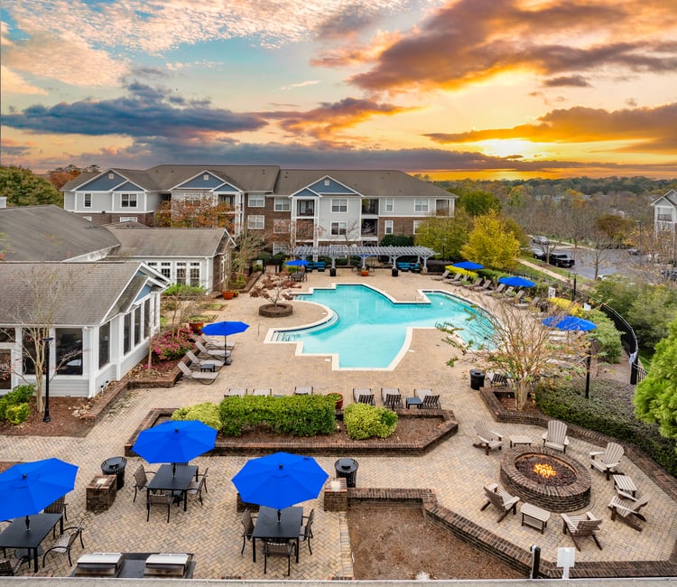 Pool at MAA Huntersville luxury apartment homes in Charlotte, NC