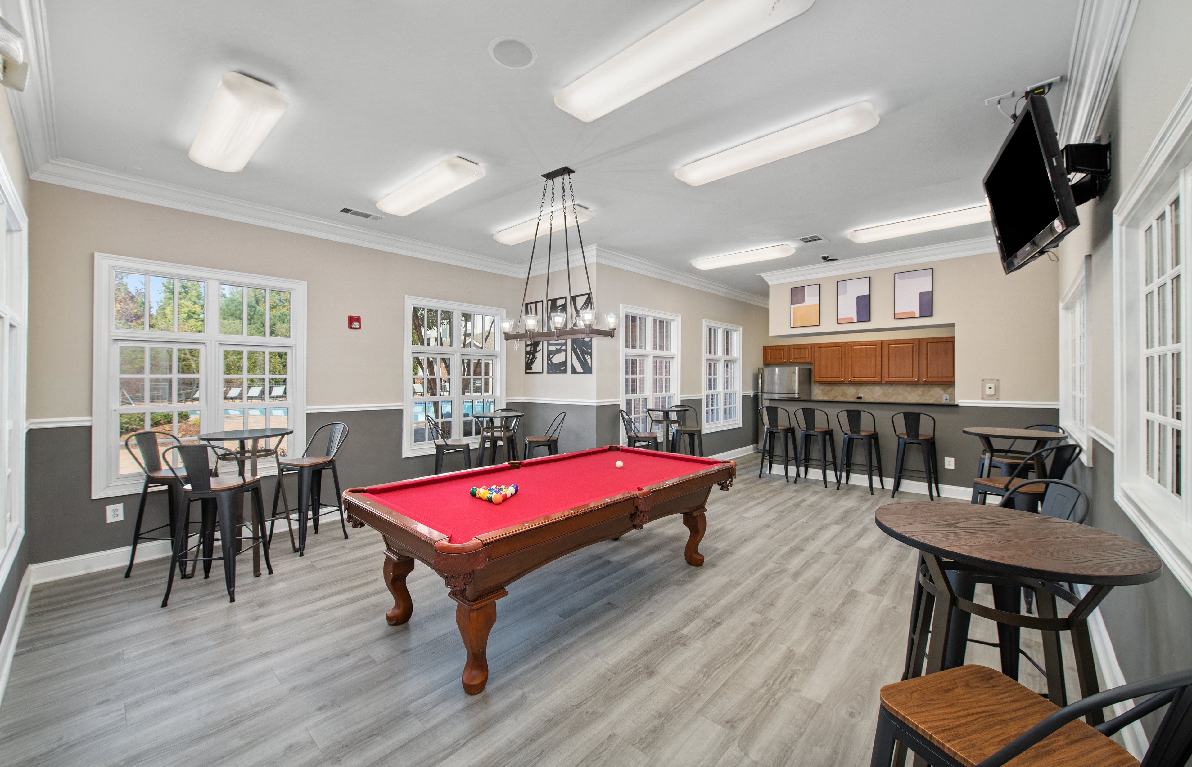 Lounge at MAA Preserve in Raleigh, NC
