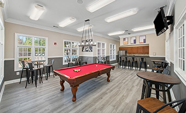 Lounge at MAA Preserve luxury apartment homes in Raleigh, NC