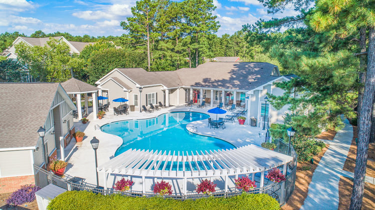 Pool and Clubhouse at MAA Farm Springs luxury apartment homes in Summerville, SC