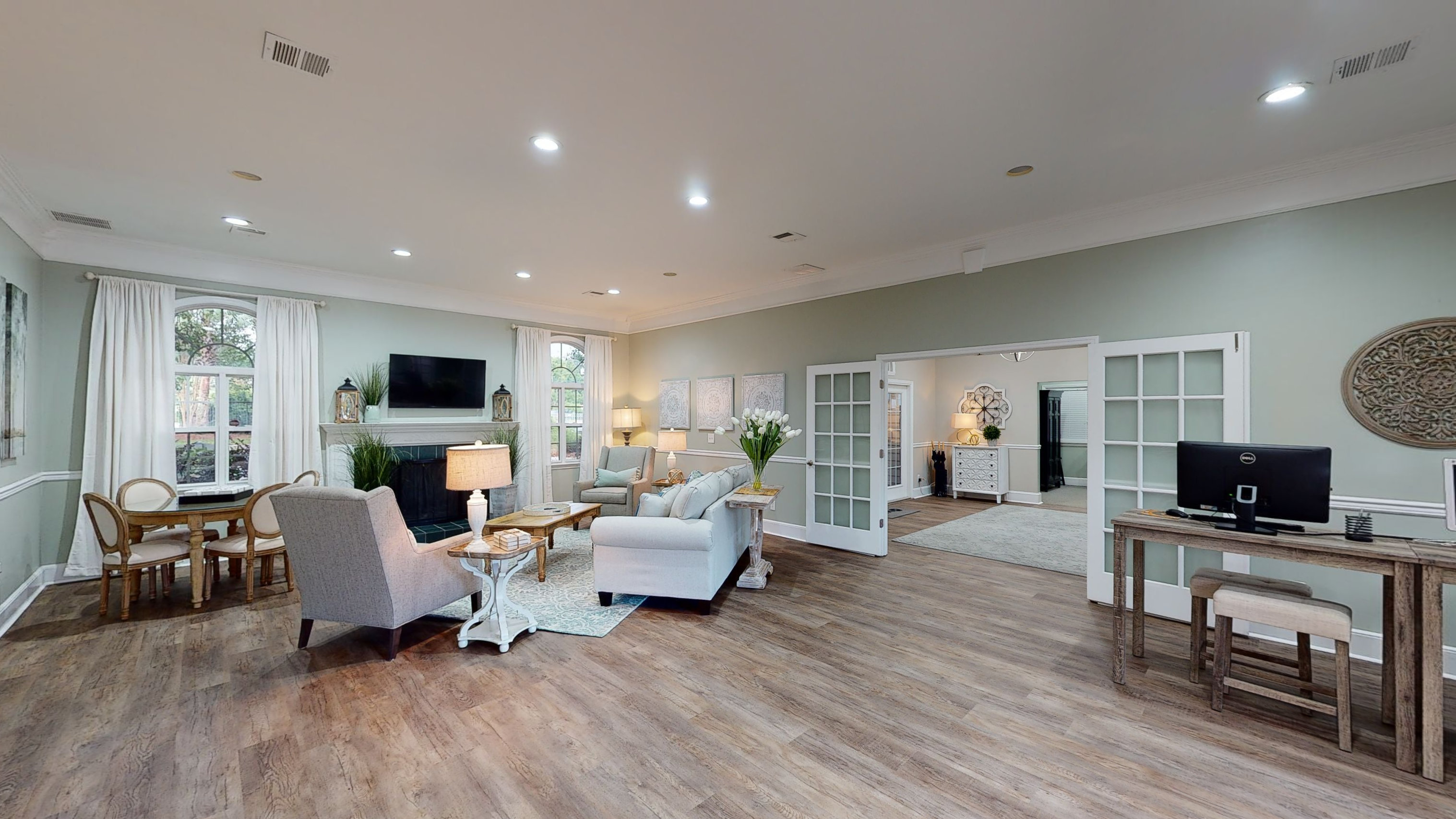 Leasing Office and Common Areas