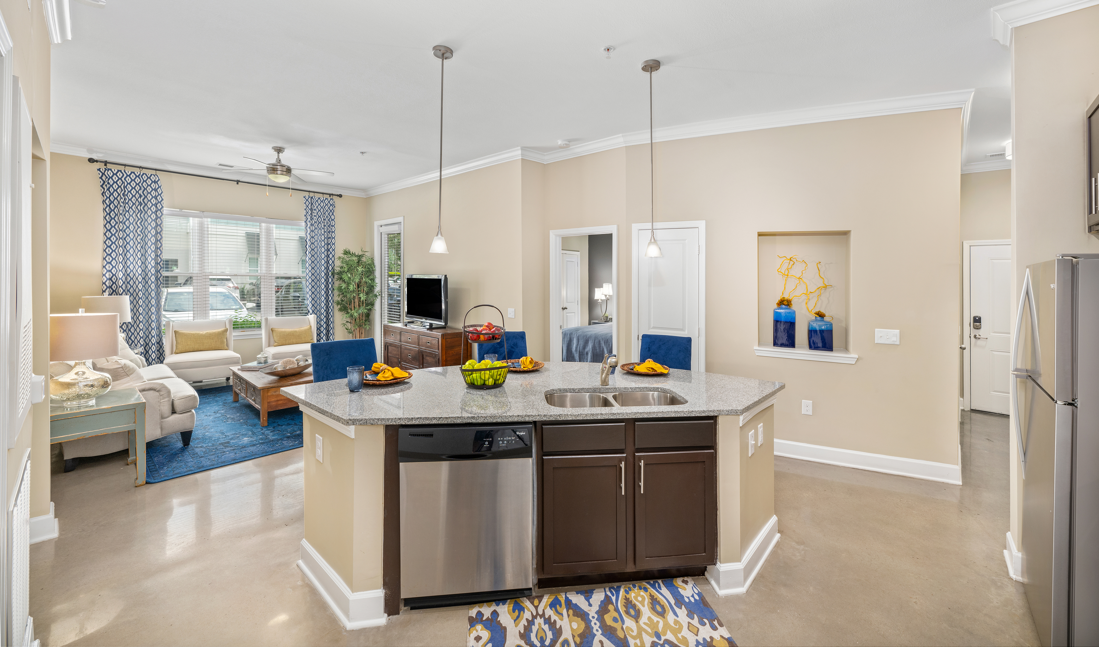 Kitchen at MAA Rivers Walk luxury apartment homes in Mt. Pleasant, SC
