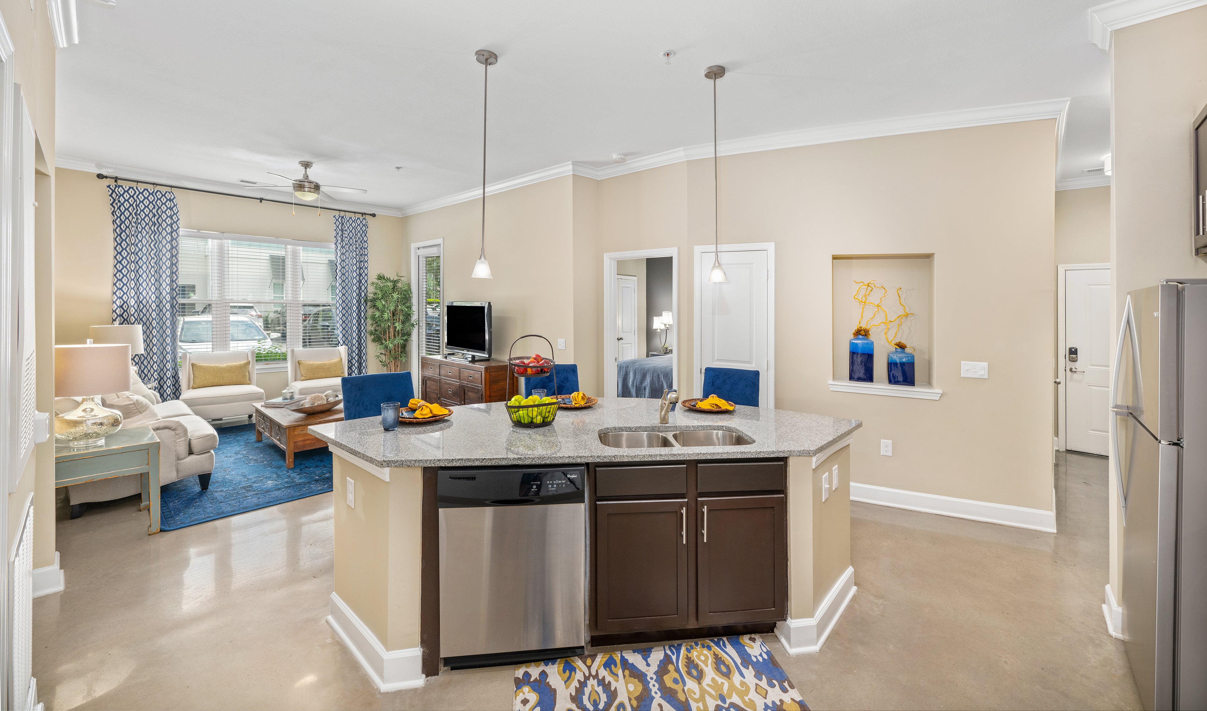 Kitchen at MAA Rivers Walk luxury apartment homes in Mt. Pleasant, SC