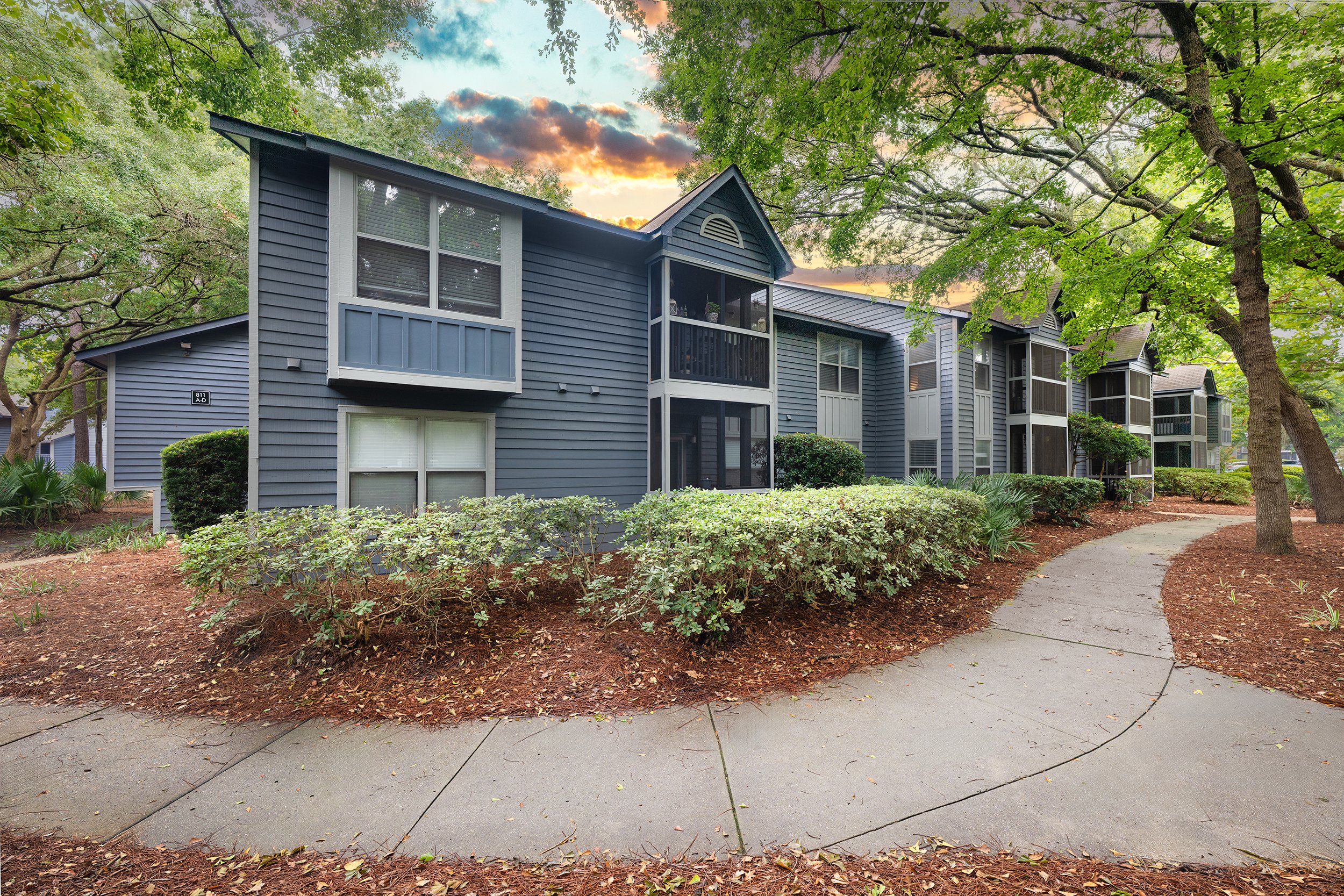 Building at MAA Runaway Bay luxury apartment homes in Mt. Pleasant, SC
