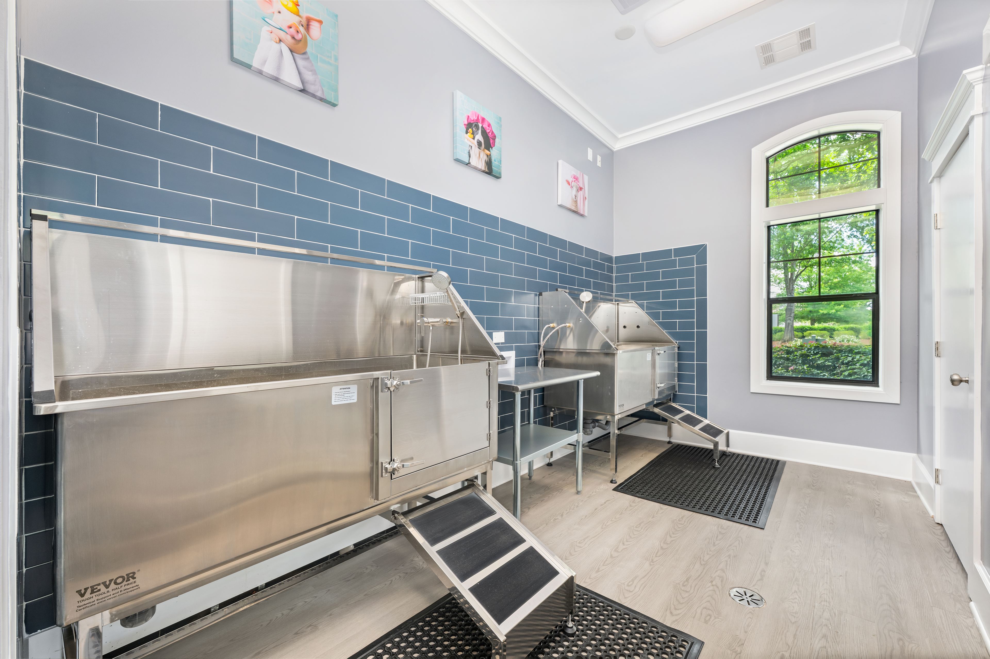 Pet spa at MAA Point Place luxury apartment homes in Simpsonville, SC