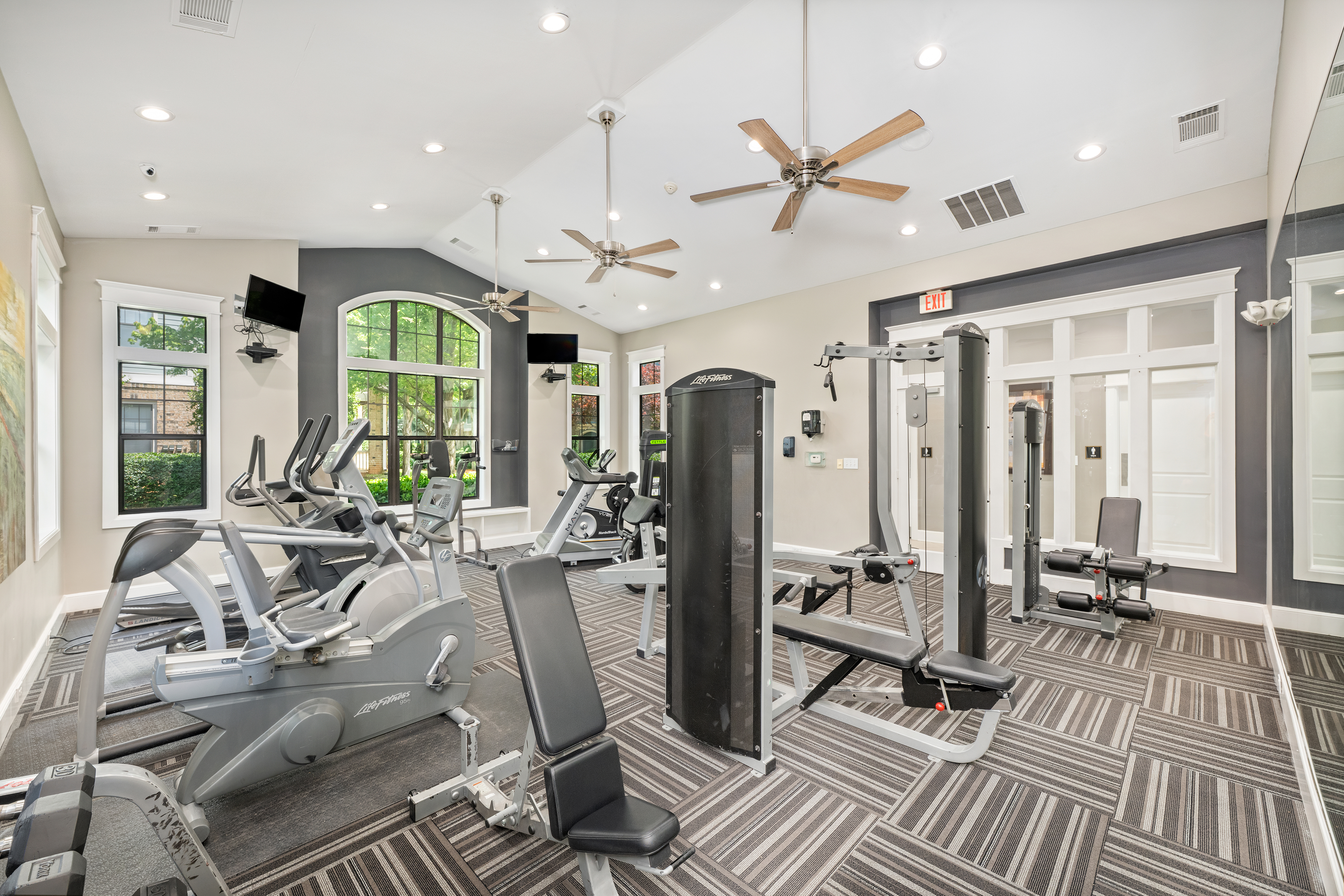 Fitness center at MAA Point Place luxury apartment homes in Simpsonville, SC