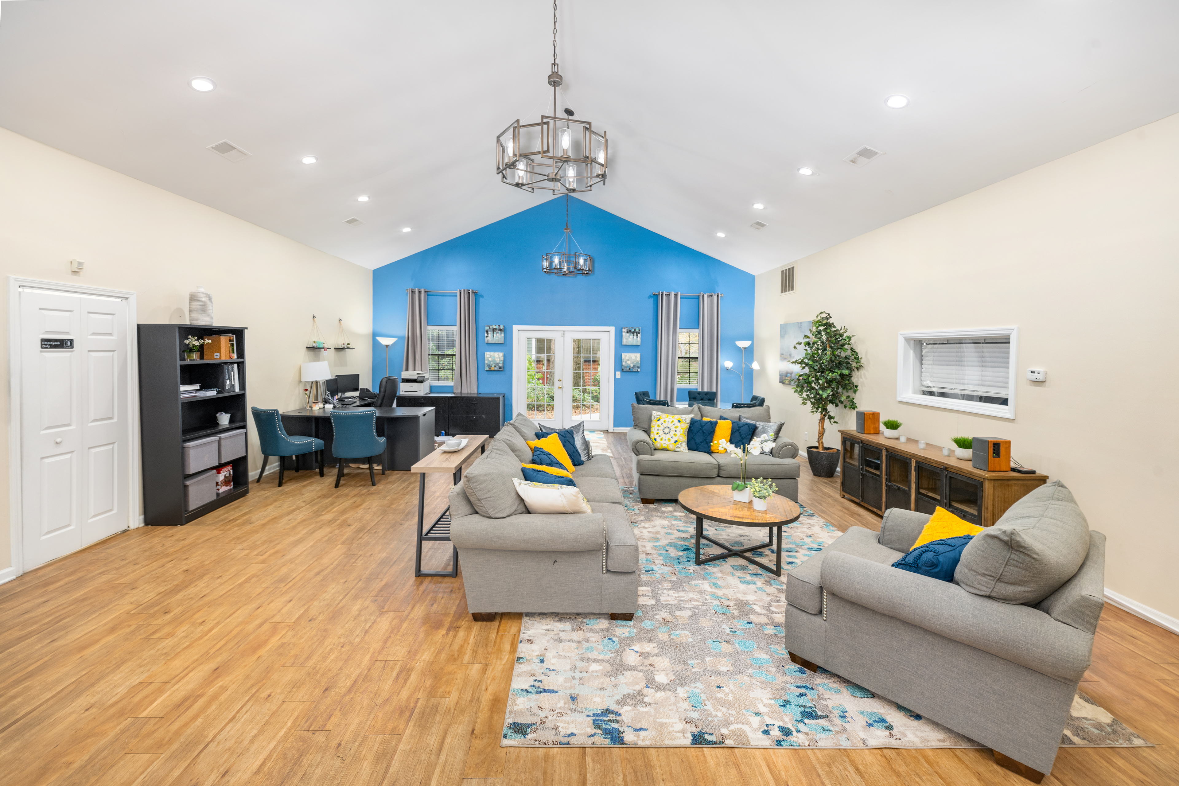 Clubhouse at MAA Spring Creek luxury apartment homes in Simpsonville, SC