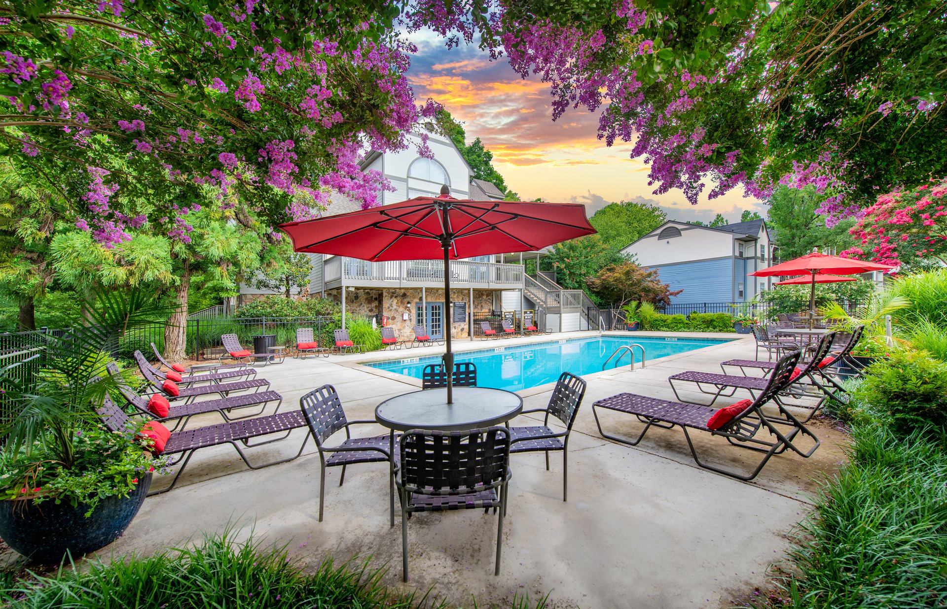Pool at MAA Cloverdale in Chattanooga, TN