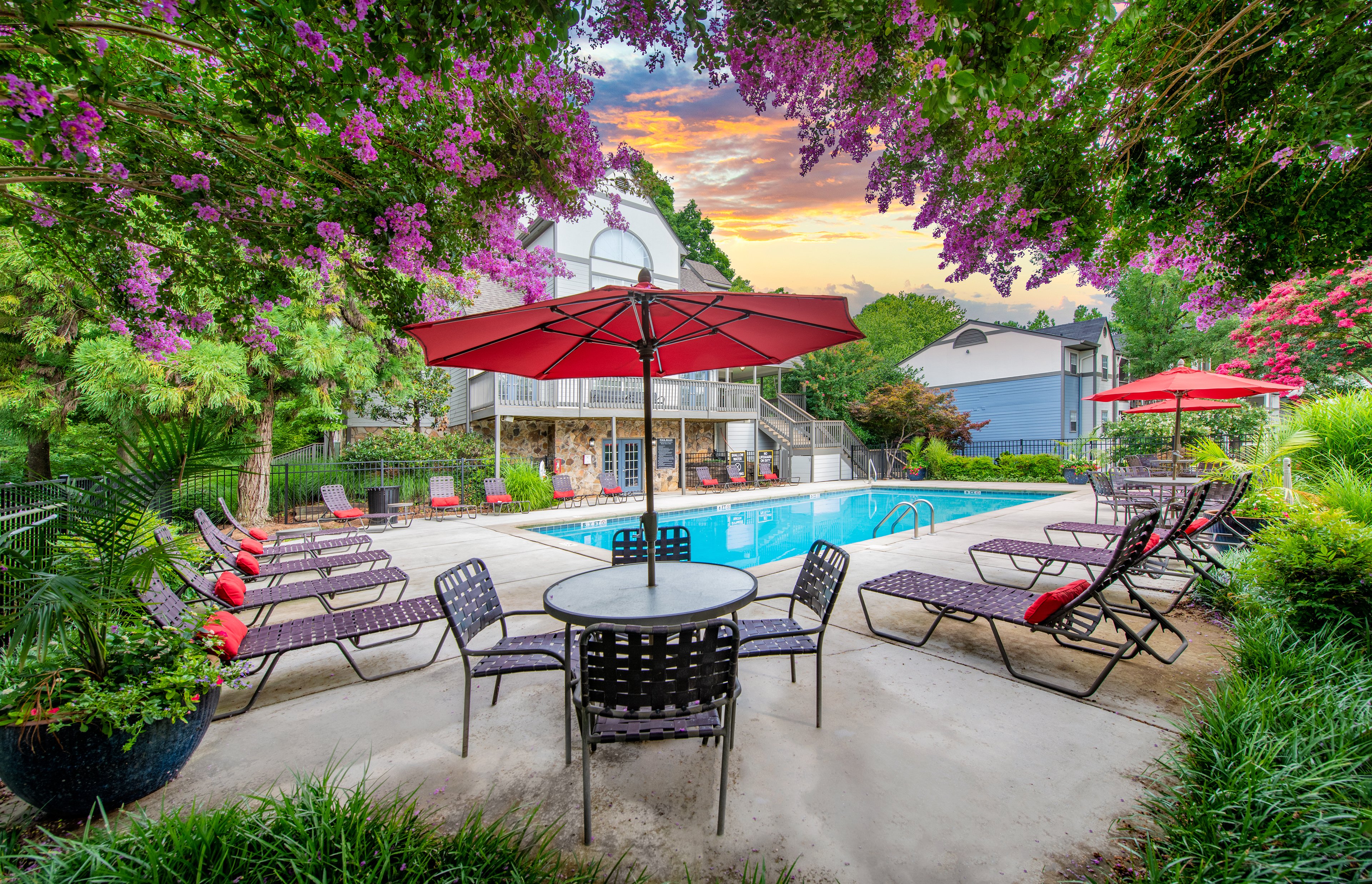 Pool at MAA Cloverdale in Chattanooga, TN