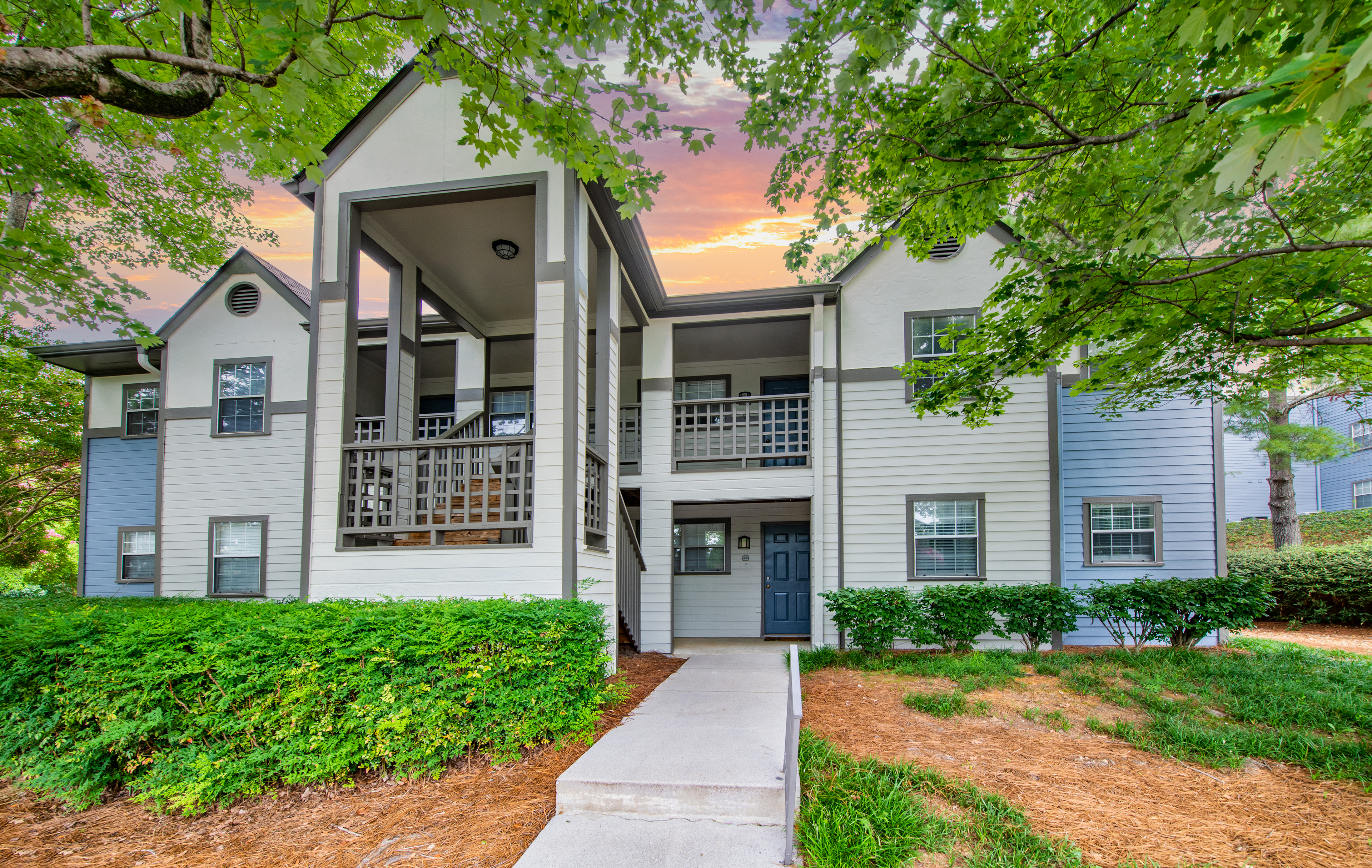 Exterior shot at MAA Cloverdale in Chattanooga, TN