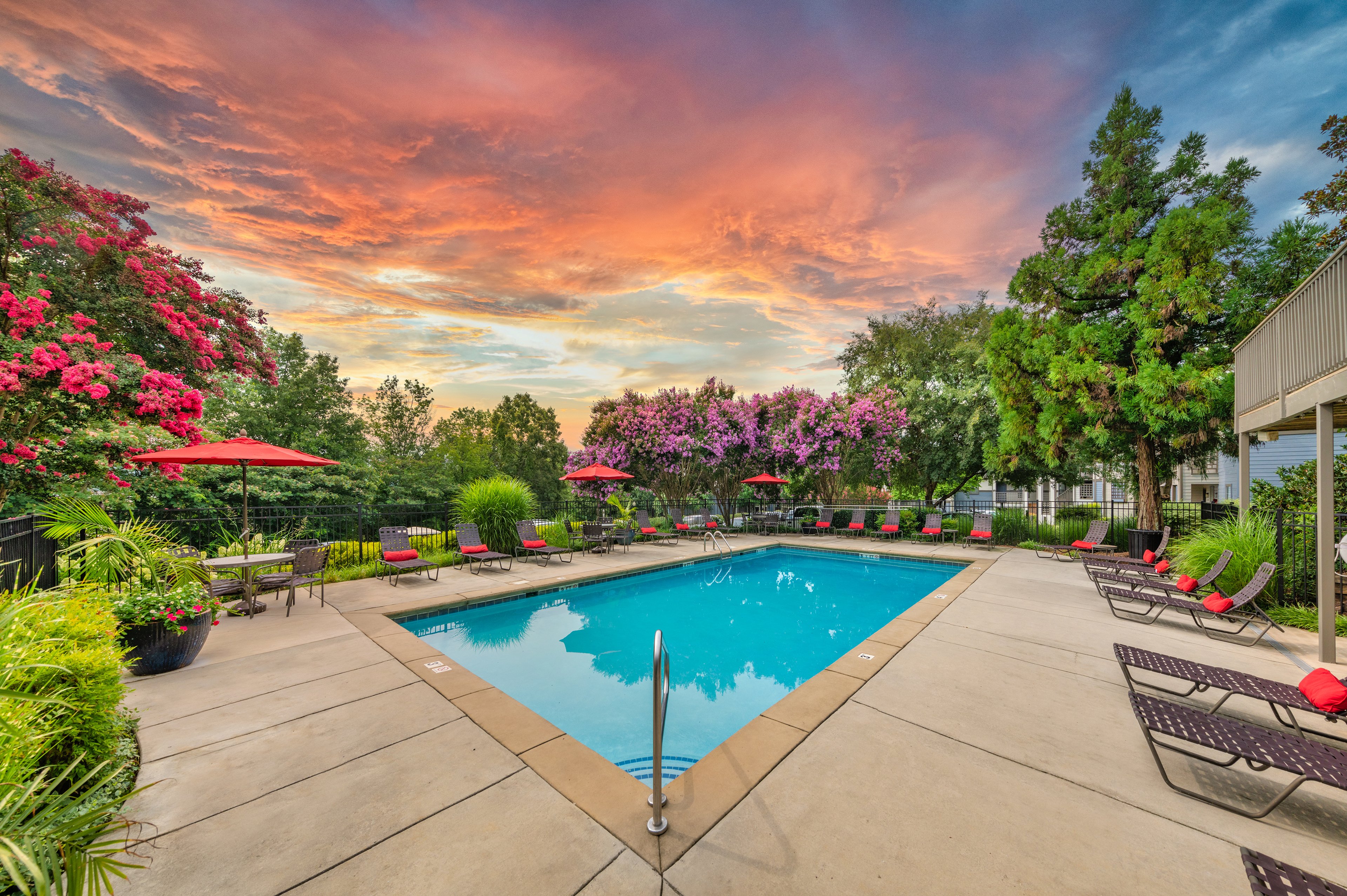 Pool at MAA Cloverdale in Chattanooga, TN