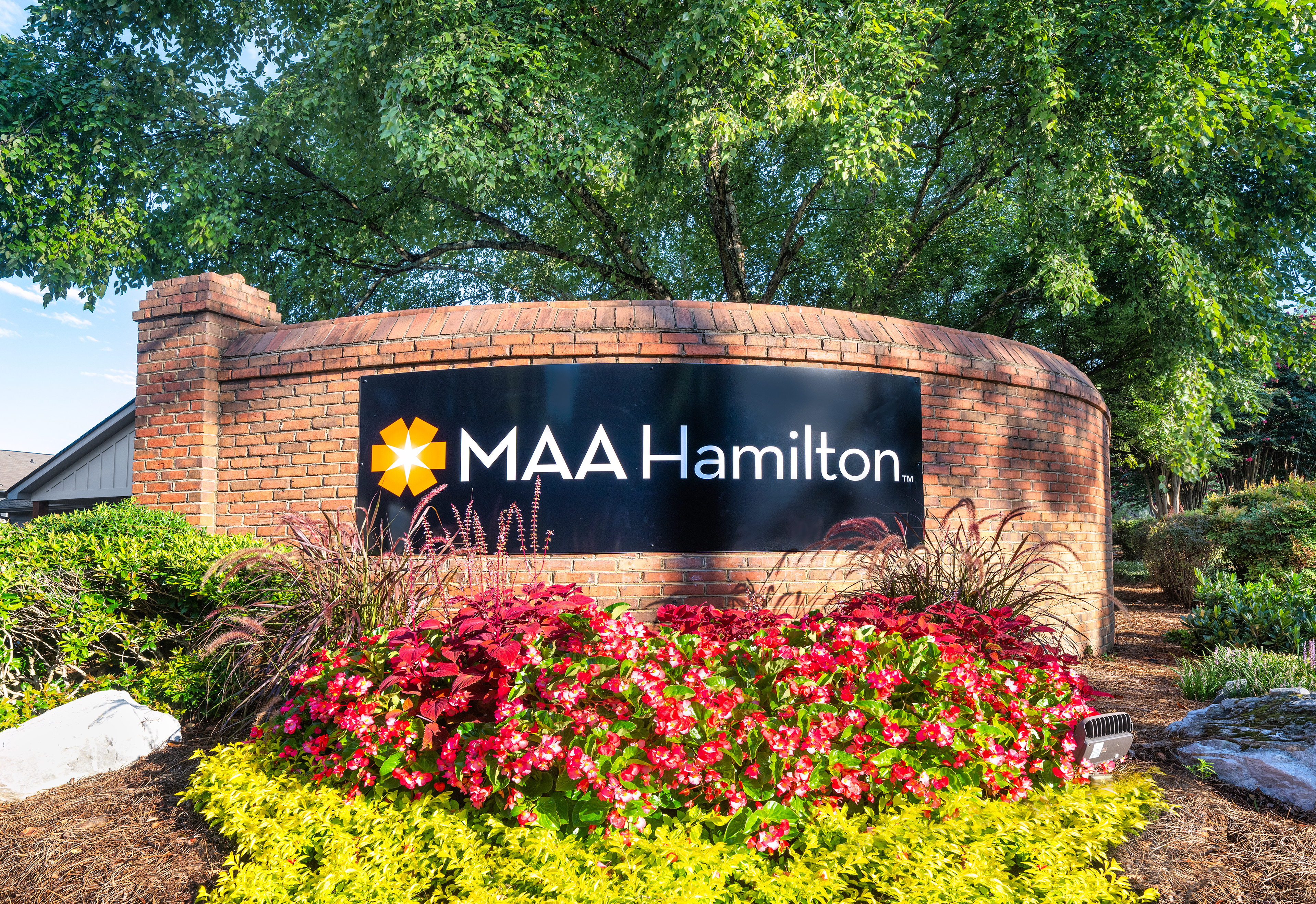 Signage at MAA Hamilton luxury apartment homes in Chattanooga, TN