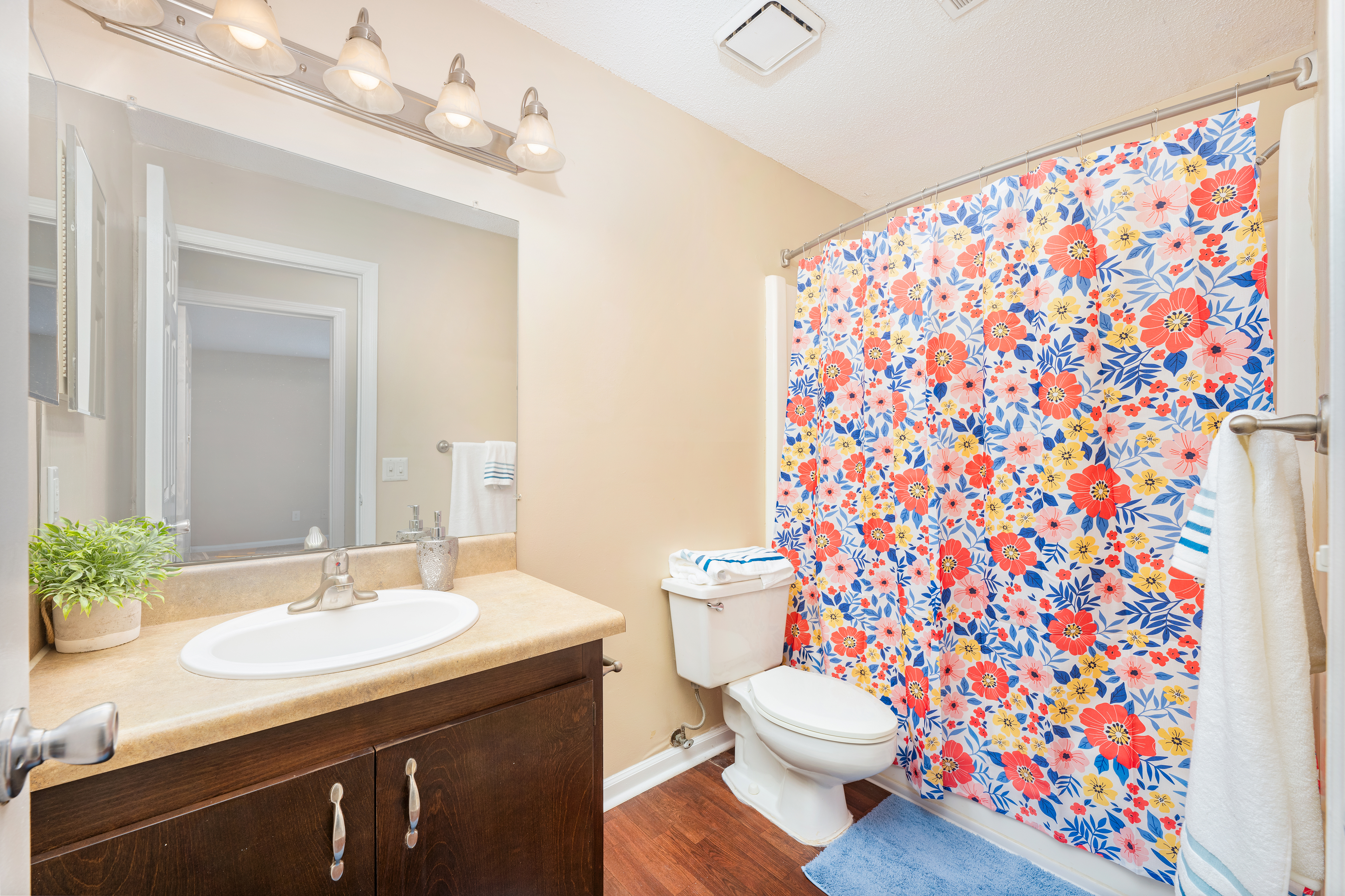 Bathroom at MAA Windridge luxury apartment homes in Chattanooga, TN