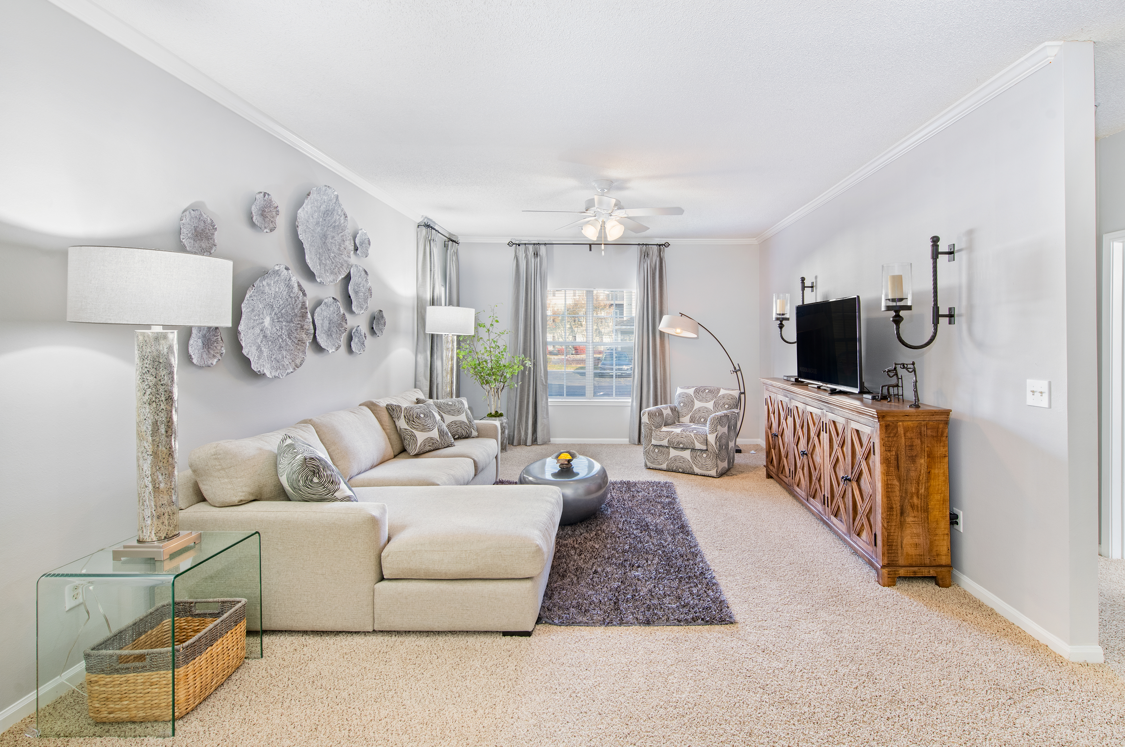 Living room at MAA Dexter Lake luxury apartment homes in Cordova, TN