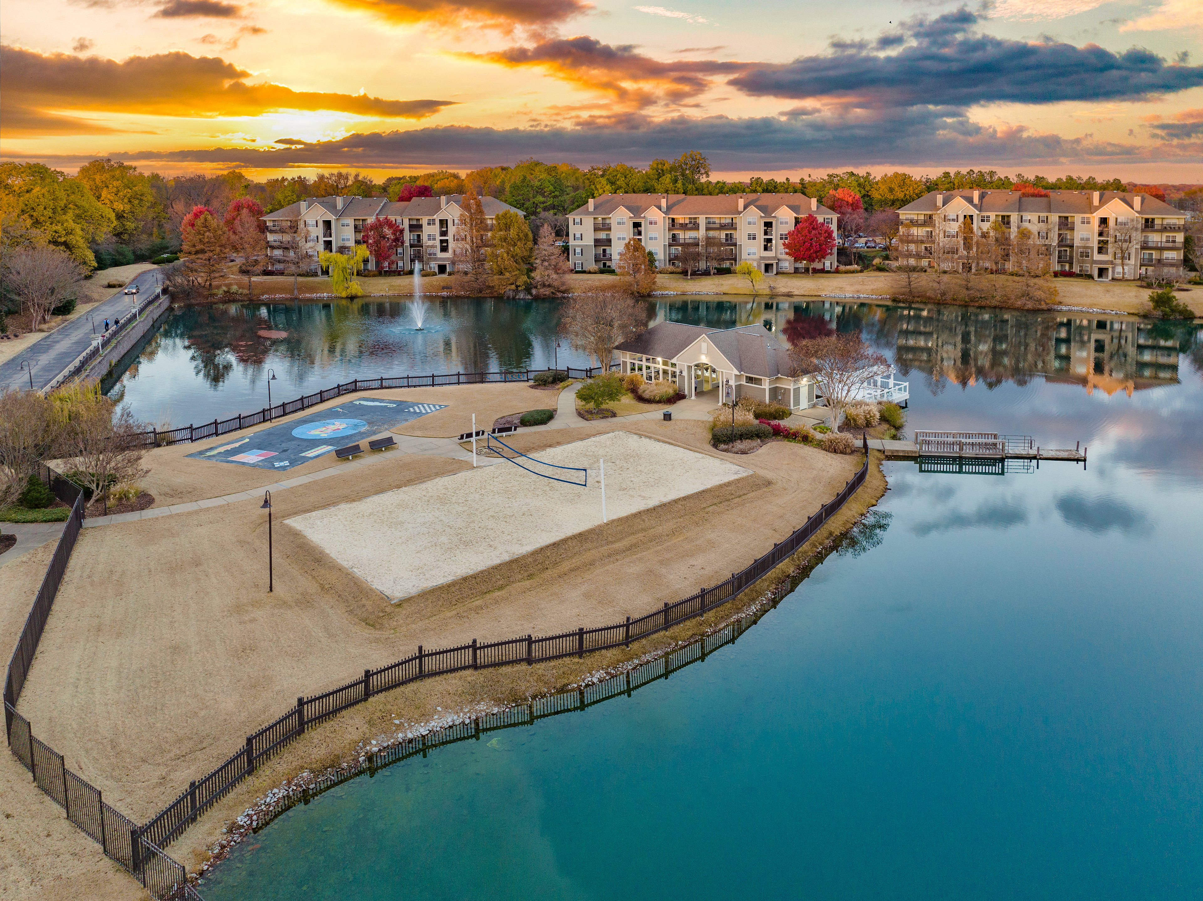 Lake Recreation Area at MAA Dexter Lake luxury apartment homes in Cordova, TN